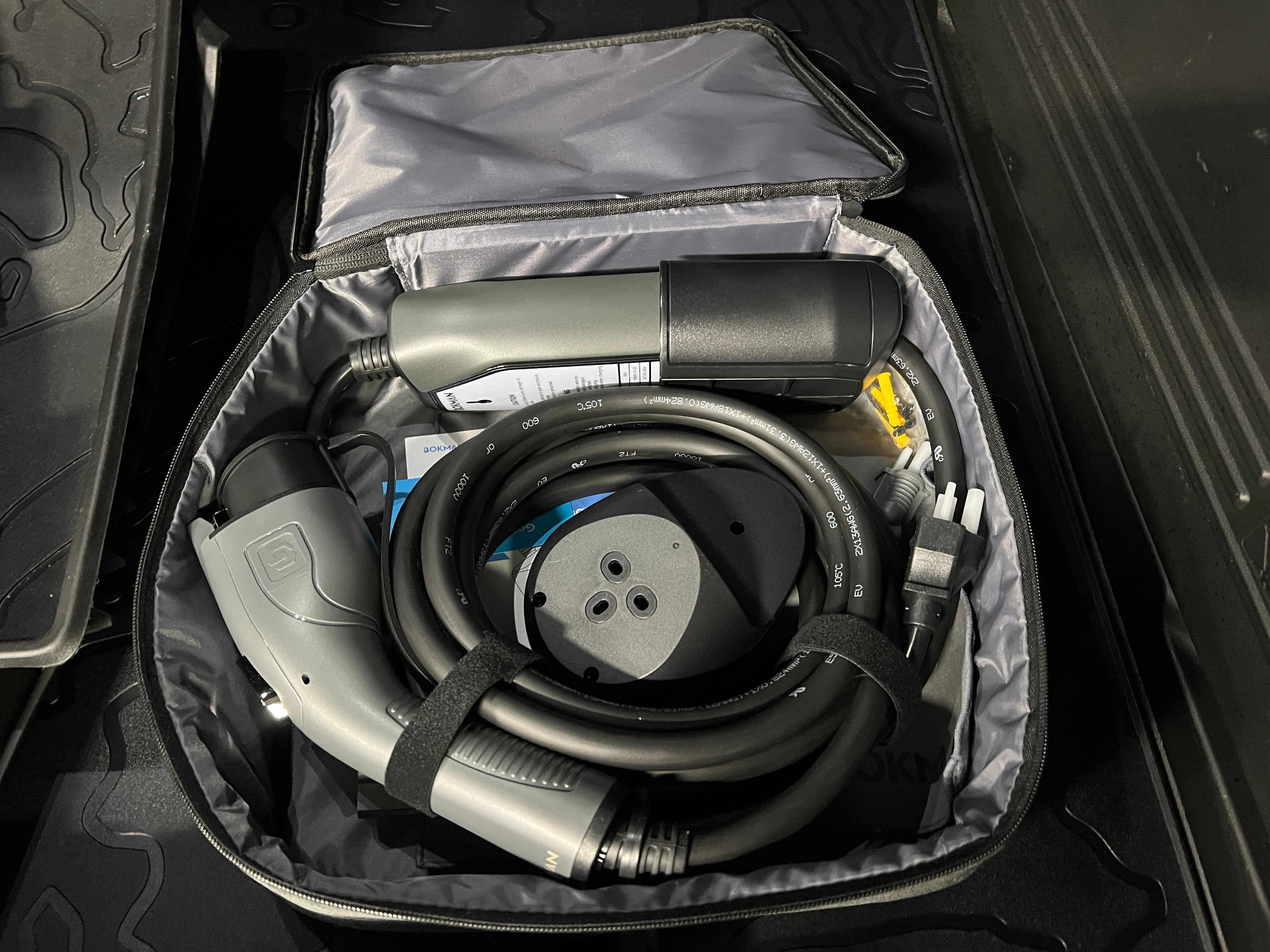 Used 2025 GMC HUMMER EV 2X with VIN 1GKT0NDE6SU115542 for sale in Oak Creek, WI