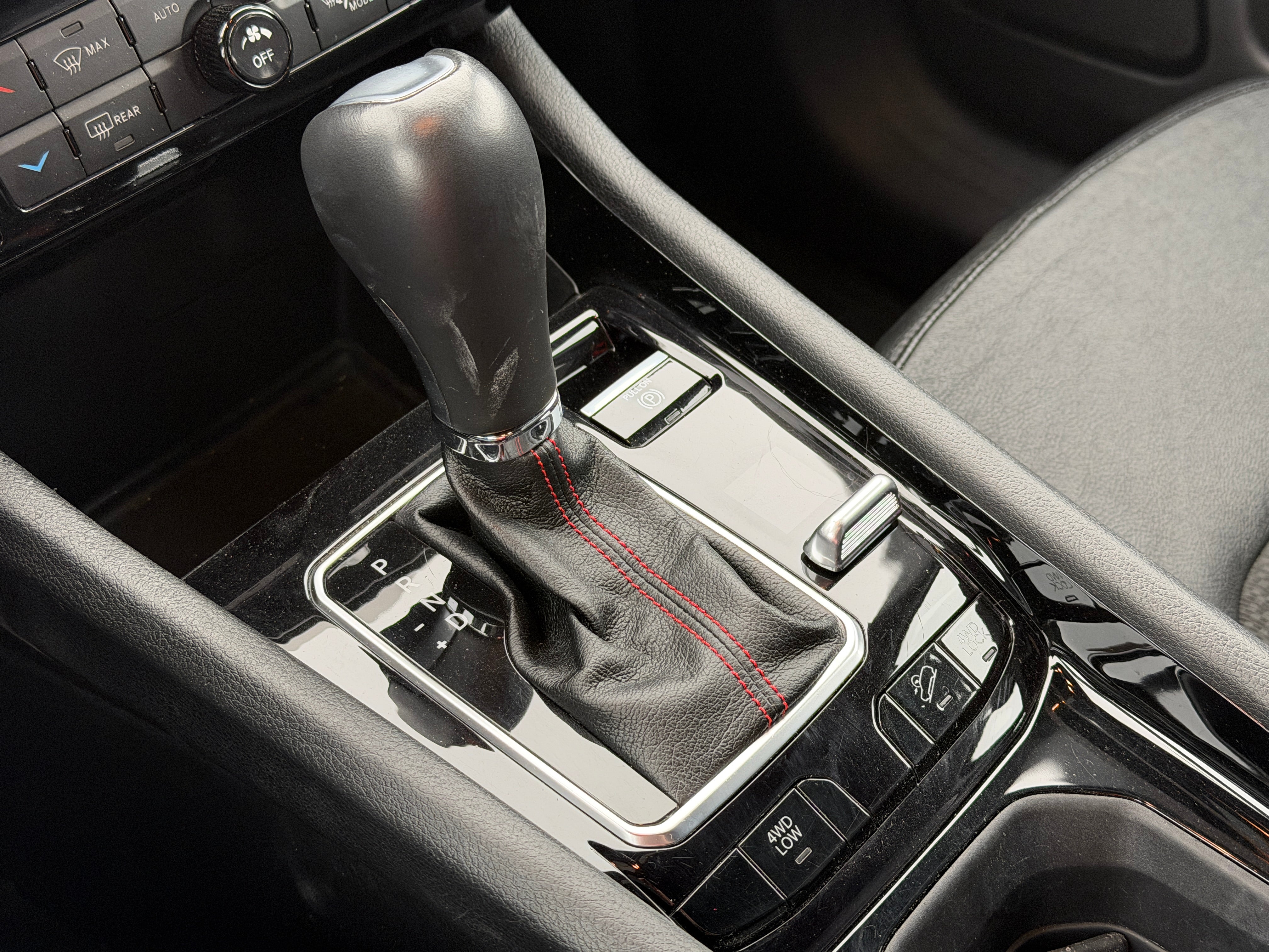 2024 Jeep Compass Trailhawk - Photo 17