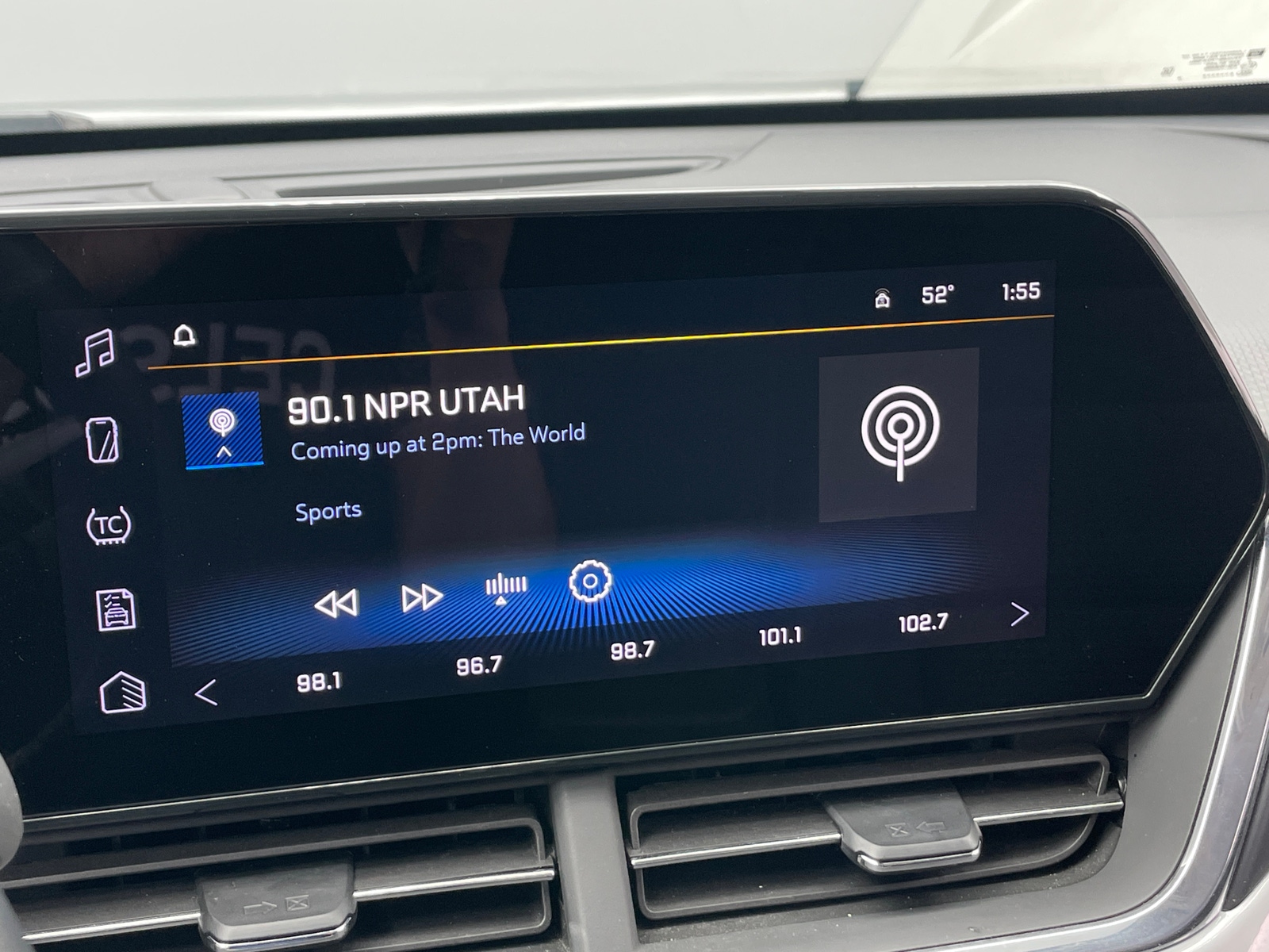 Thumbnail: 2025 Chevrolet Trax - 4