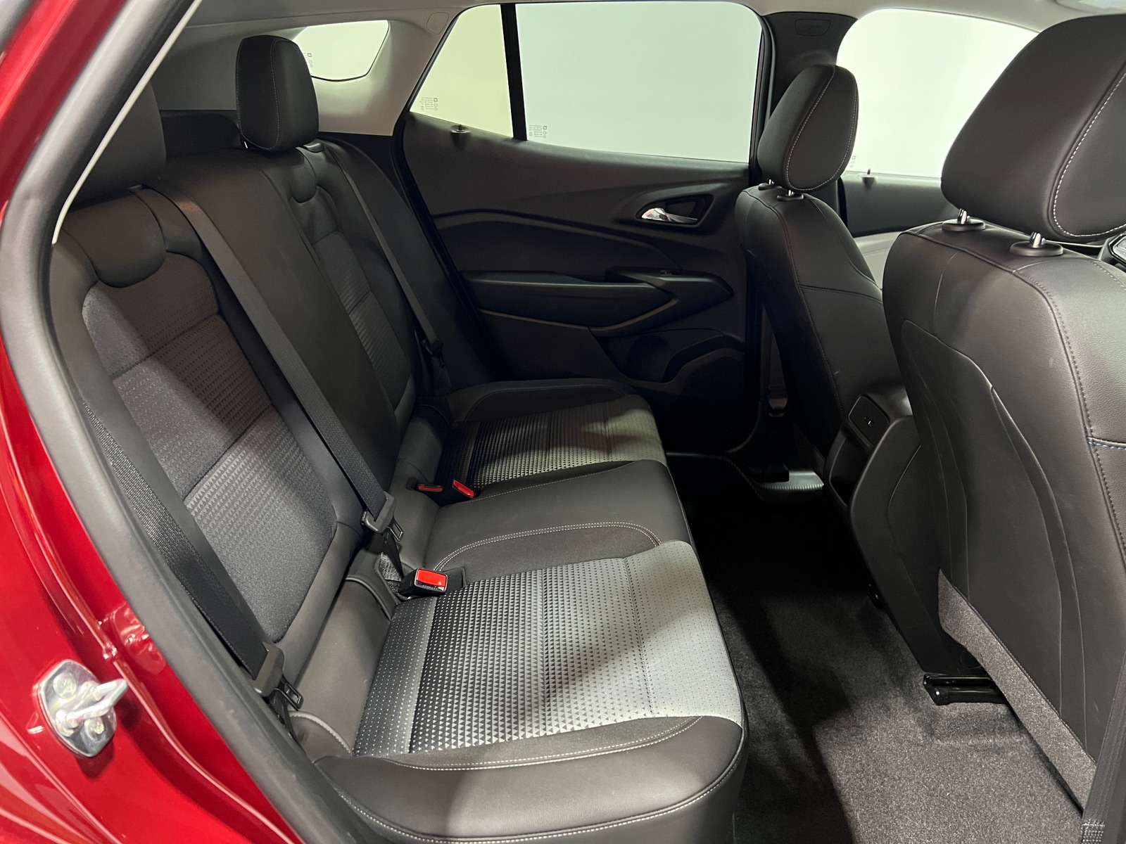Thumbnail: 2025 Chevrolet Trax - 6
