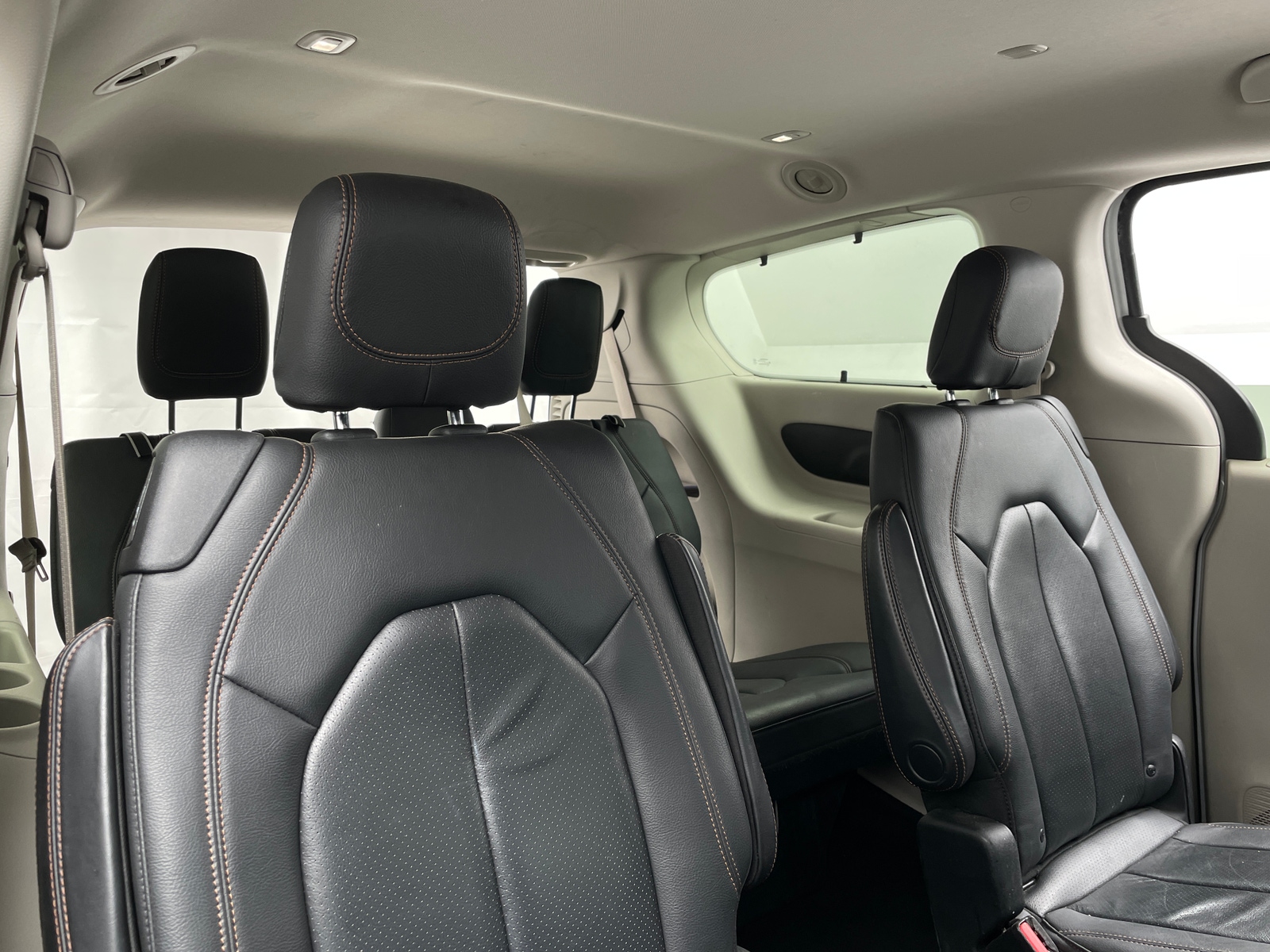 Thumbnail: 2020 Chrysler Pacifica - 5