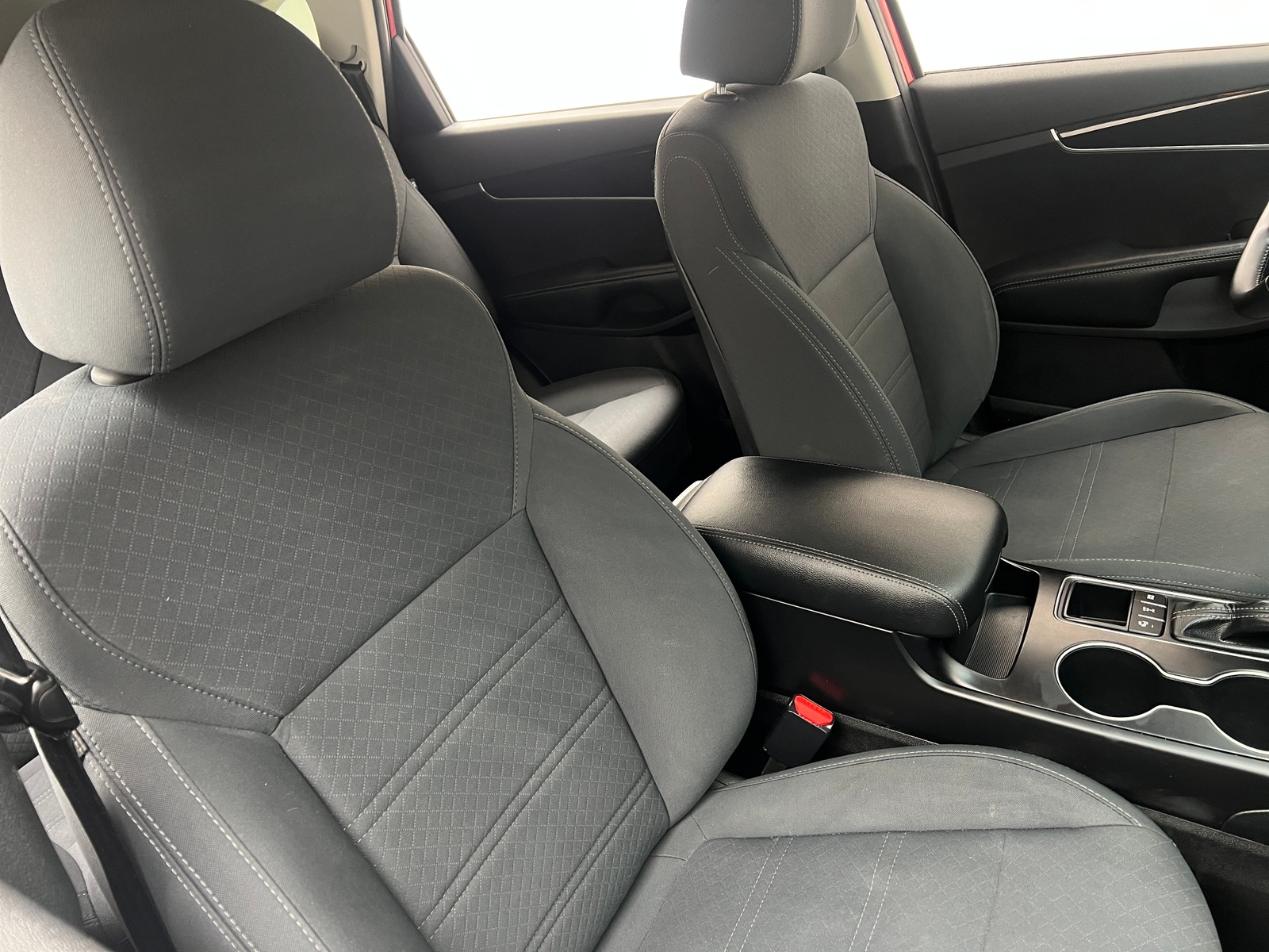 Thumbnail: 2019 Kia Sorento - 2