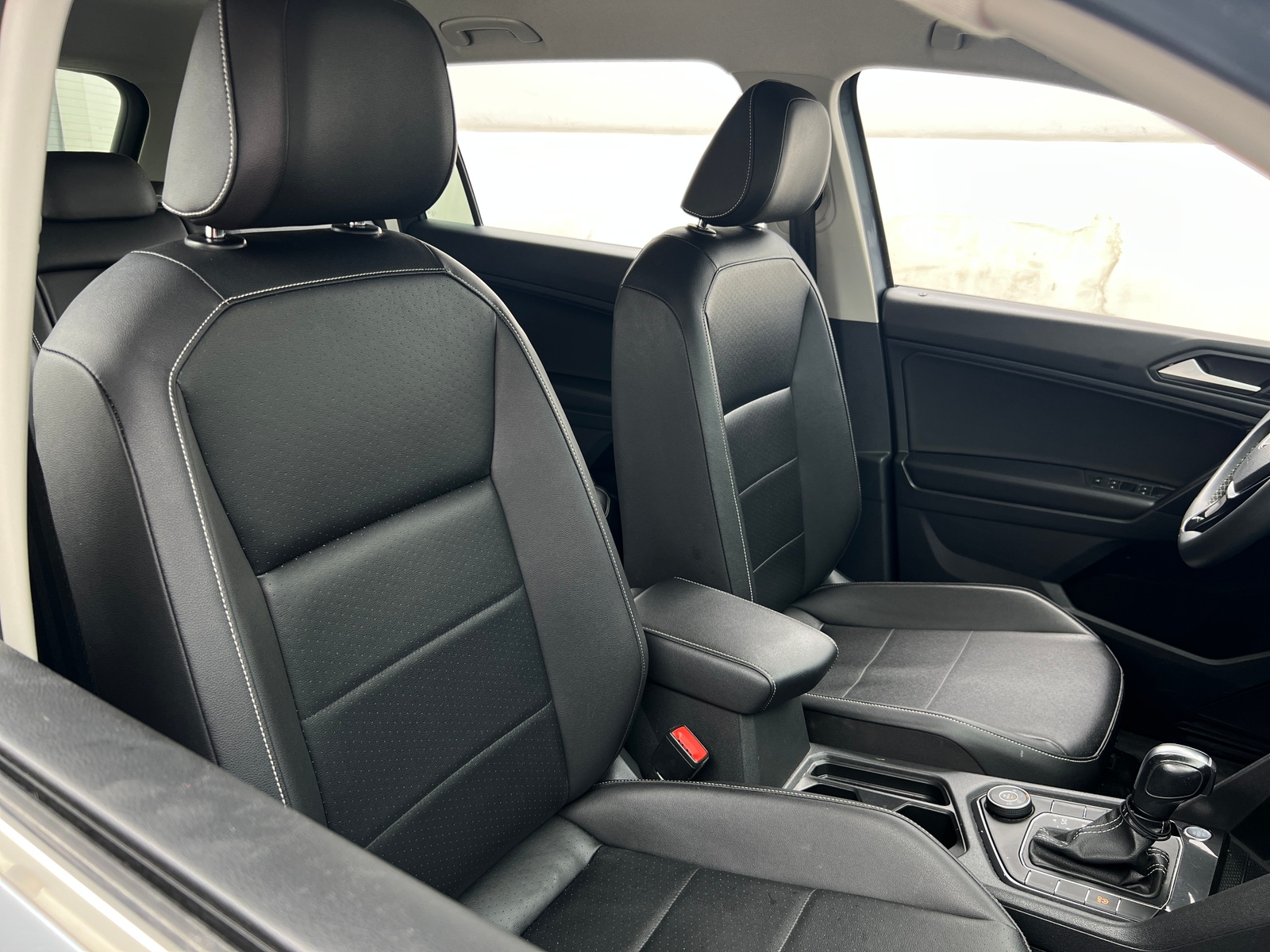Thumbnail: 2021 Volkswagen Tiguan - 2