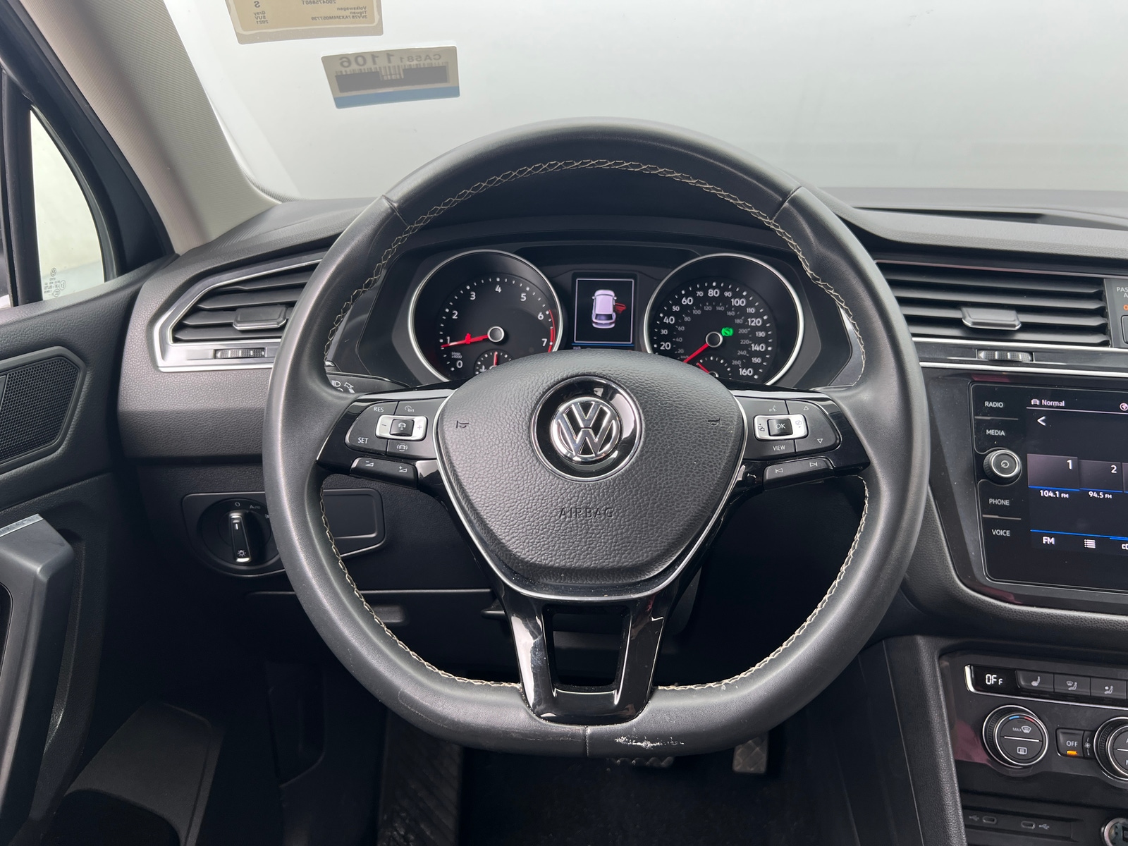 Thumbnail: 2021 Volkswagen Tiguan - 5