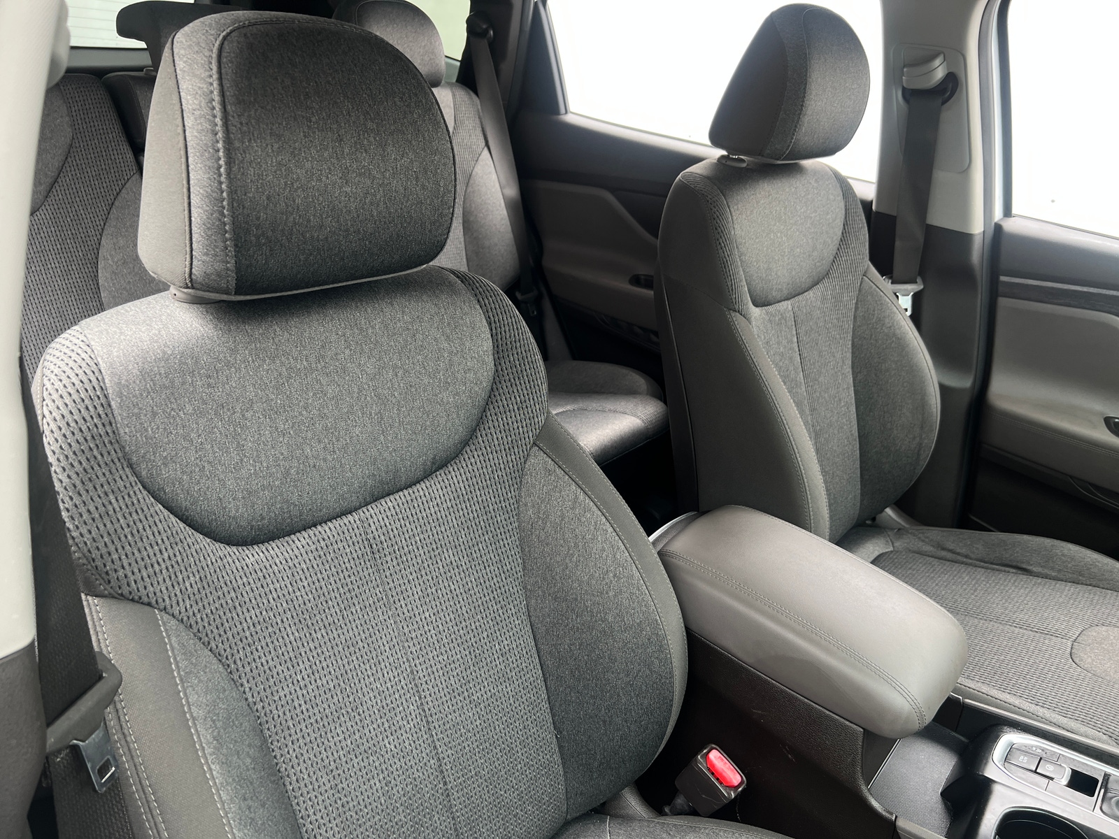 Thumbnail: 2019 Hyundai Santa Fe - 2