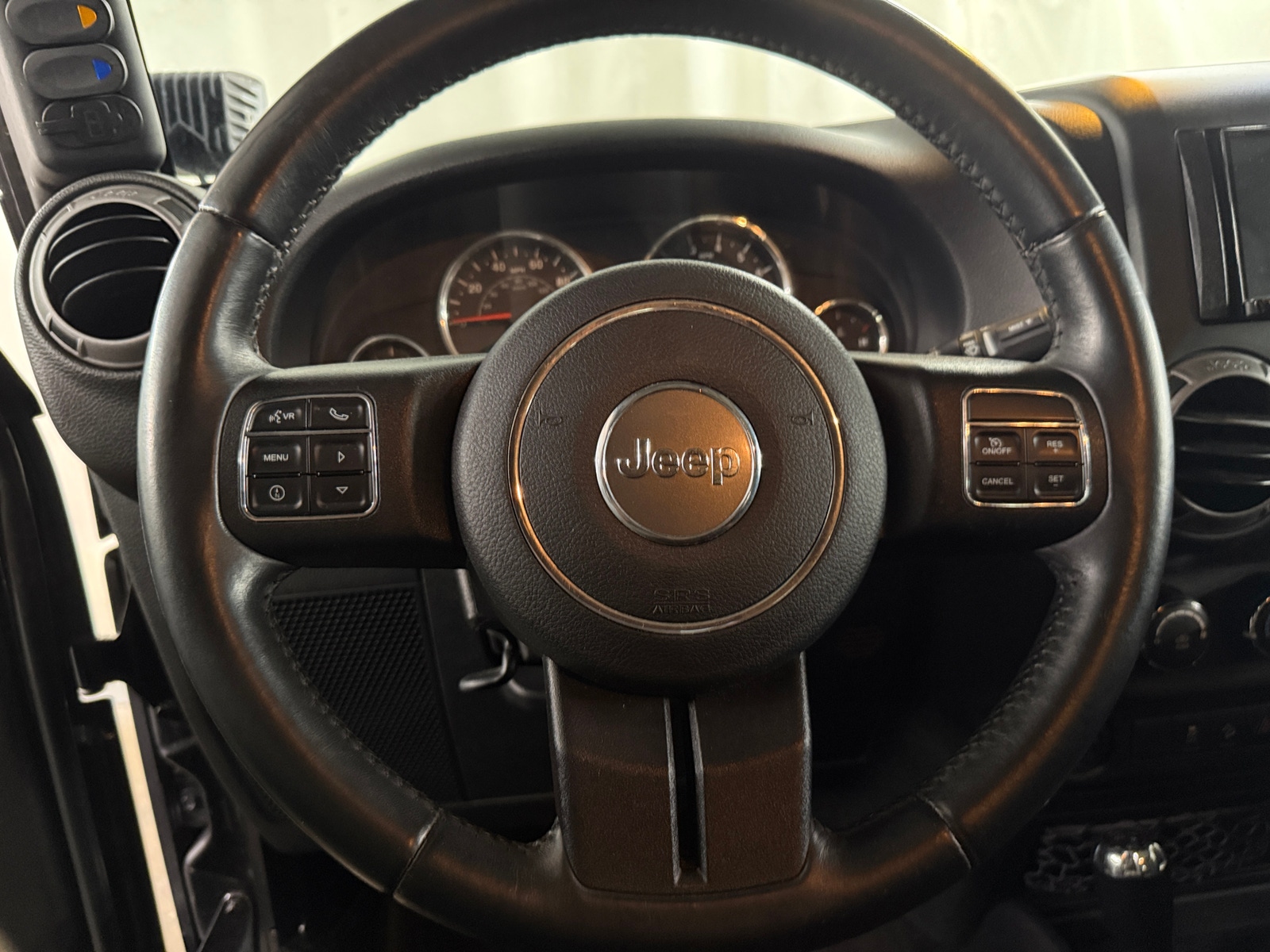 Thumbnail: 2016 Jeep Wrangler - 5