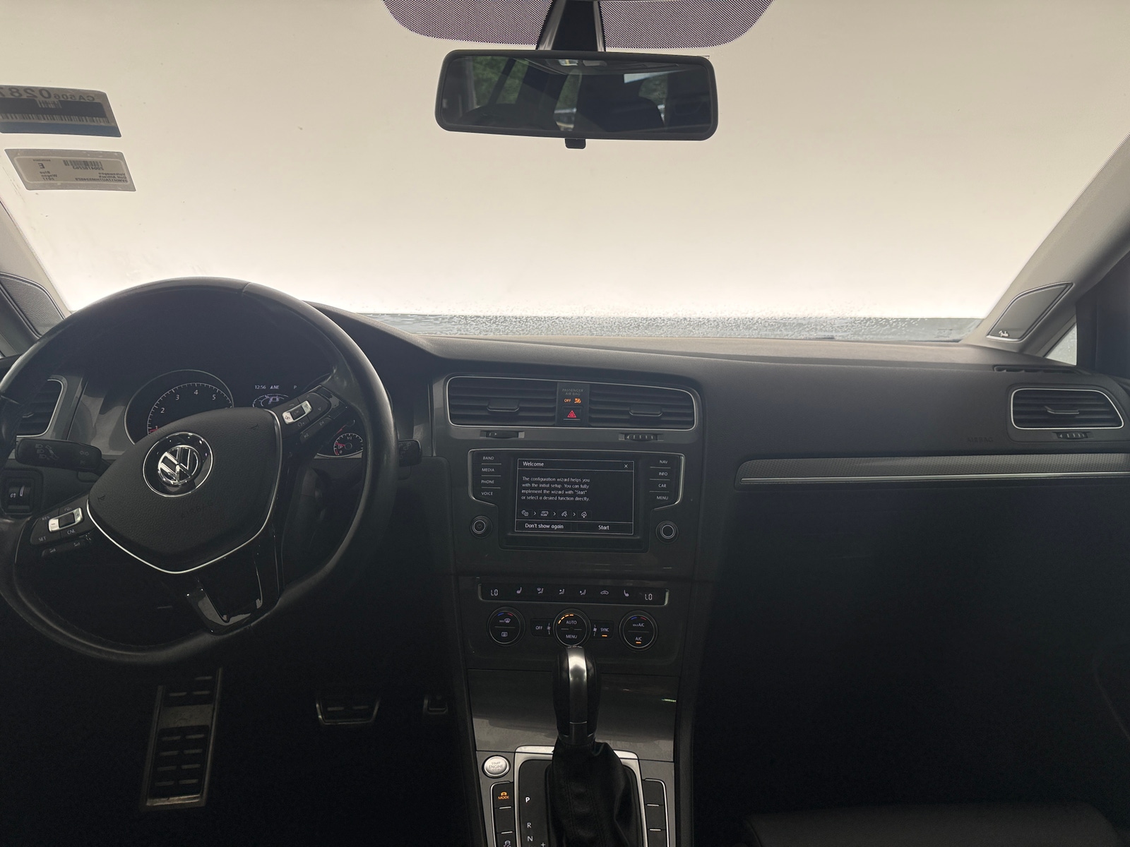 Thumbnail: 2017 Volkswagen Golf - 2