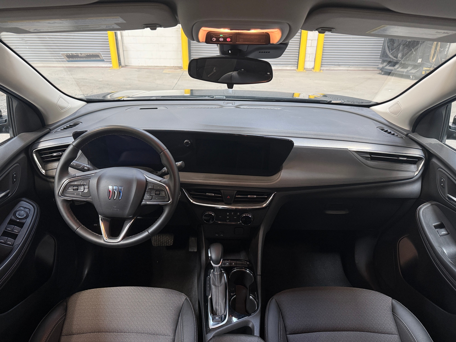 Thumbnail: 2025 Buick Encore GX - 3