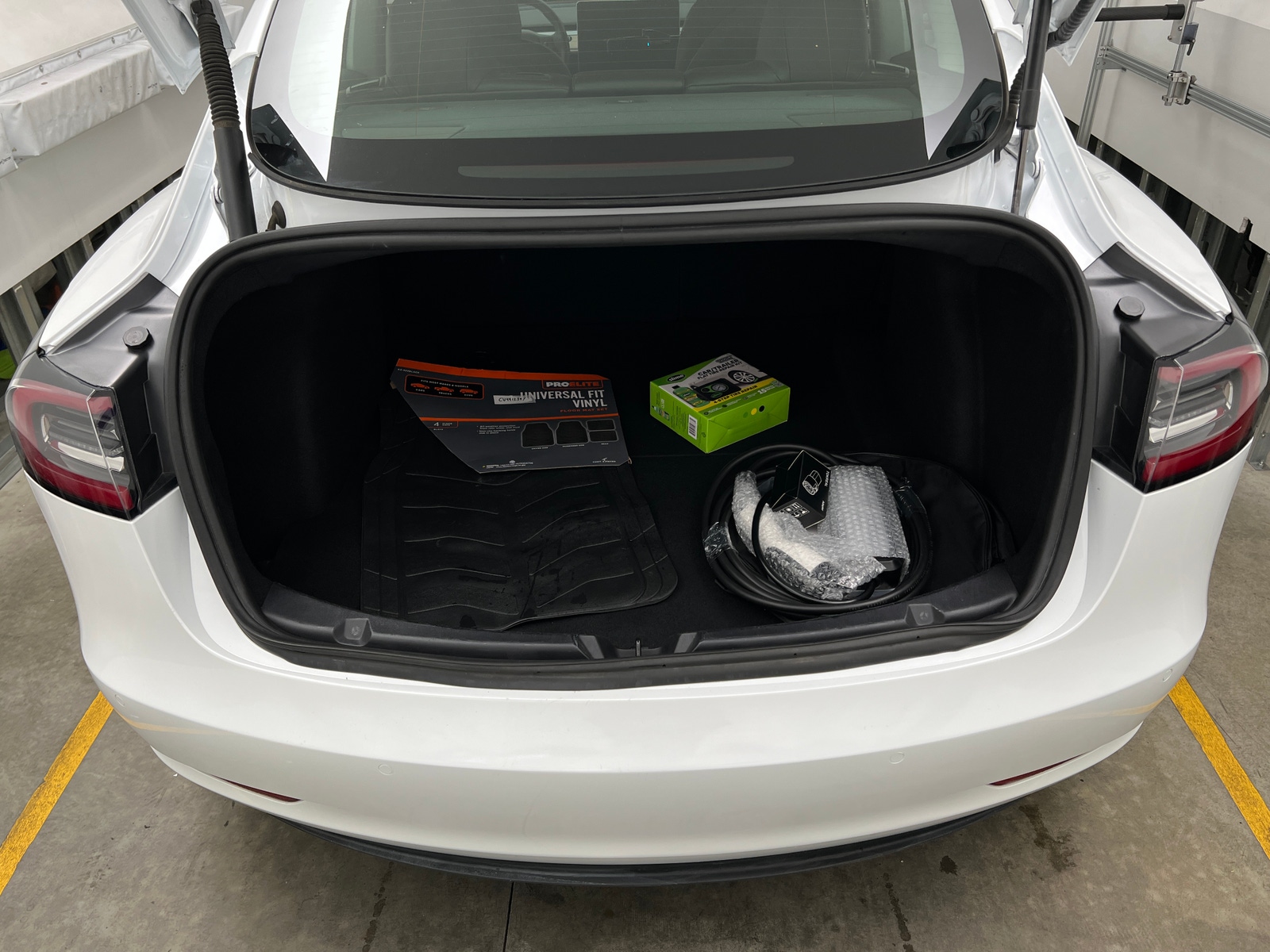 Thumbnail: 2022 Tesla Model 3 - 5