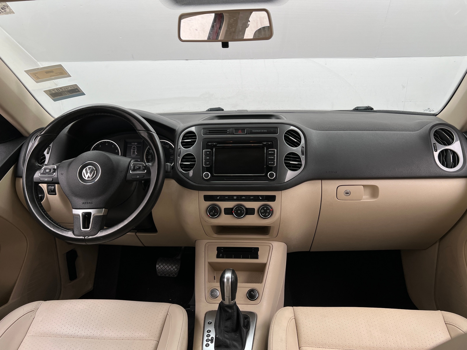 Thumbnail: 2015 Volkswagen Tiguan - 3