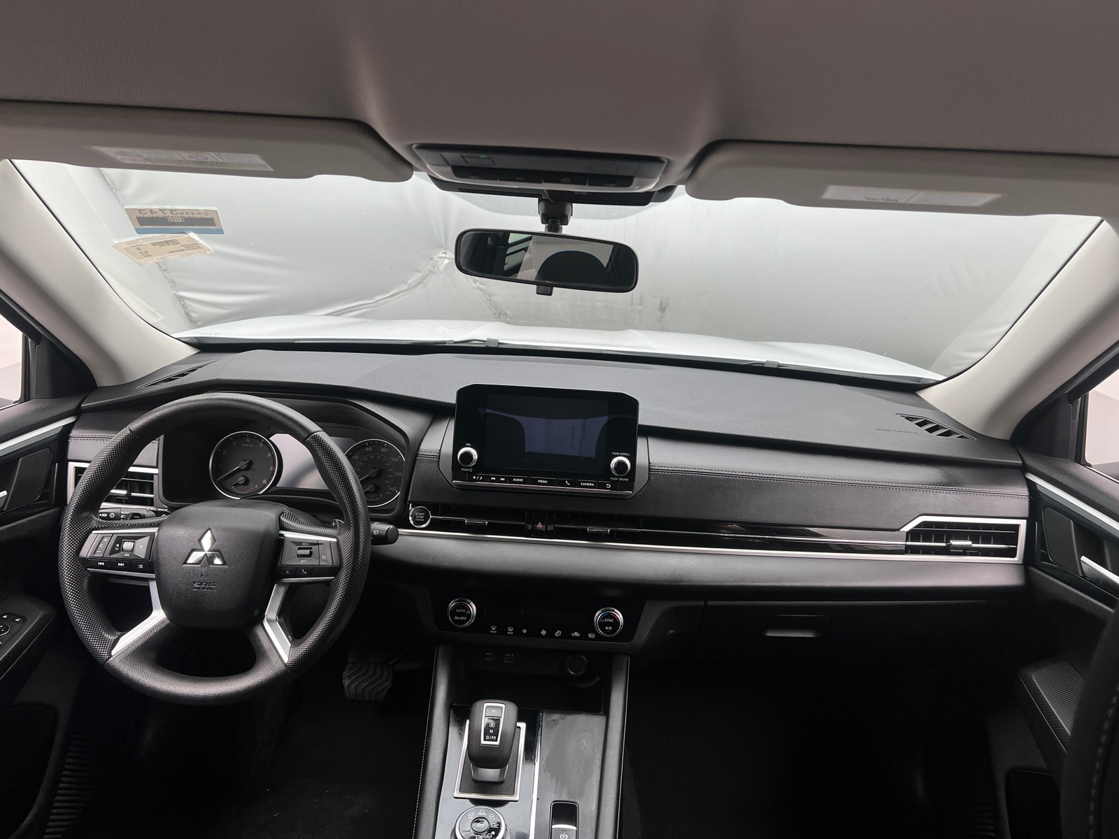 Thumbnail: 2022 Mitsubishi Outlander - 3