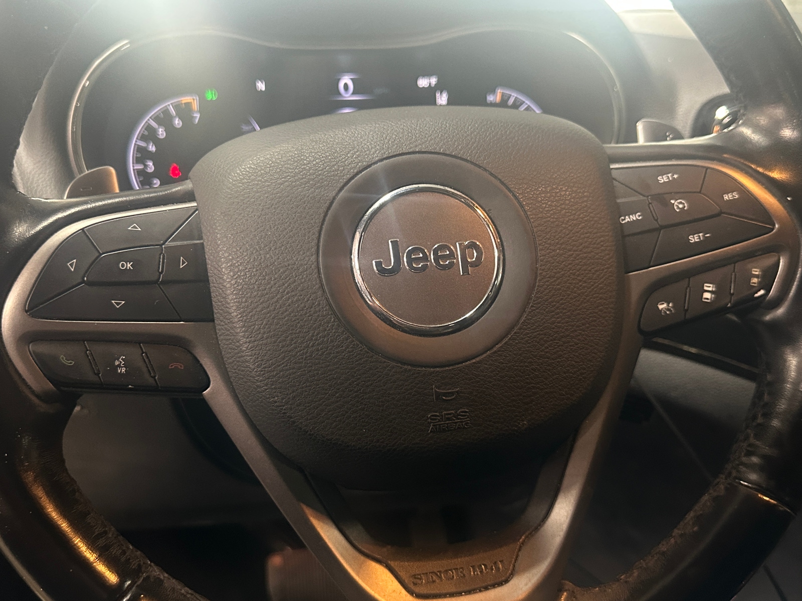 Thumbnail: 2020 Jeep Grand Cherokee - 4