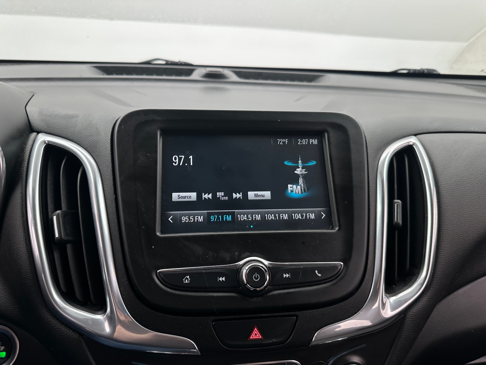 Thumbnail: 2018 Chevrolet Equinox - 4