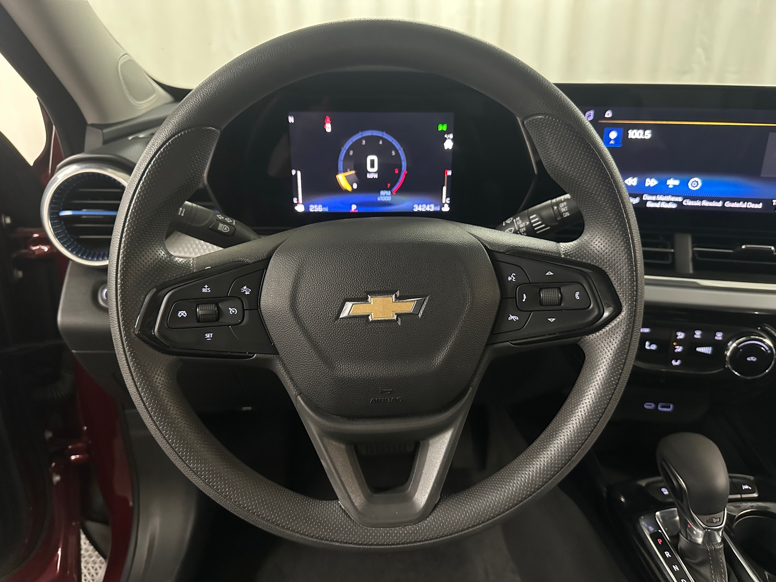 Thumbnail: 2025 Chevrolet Trax - 5