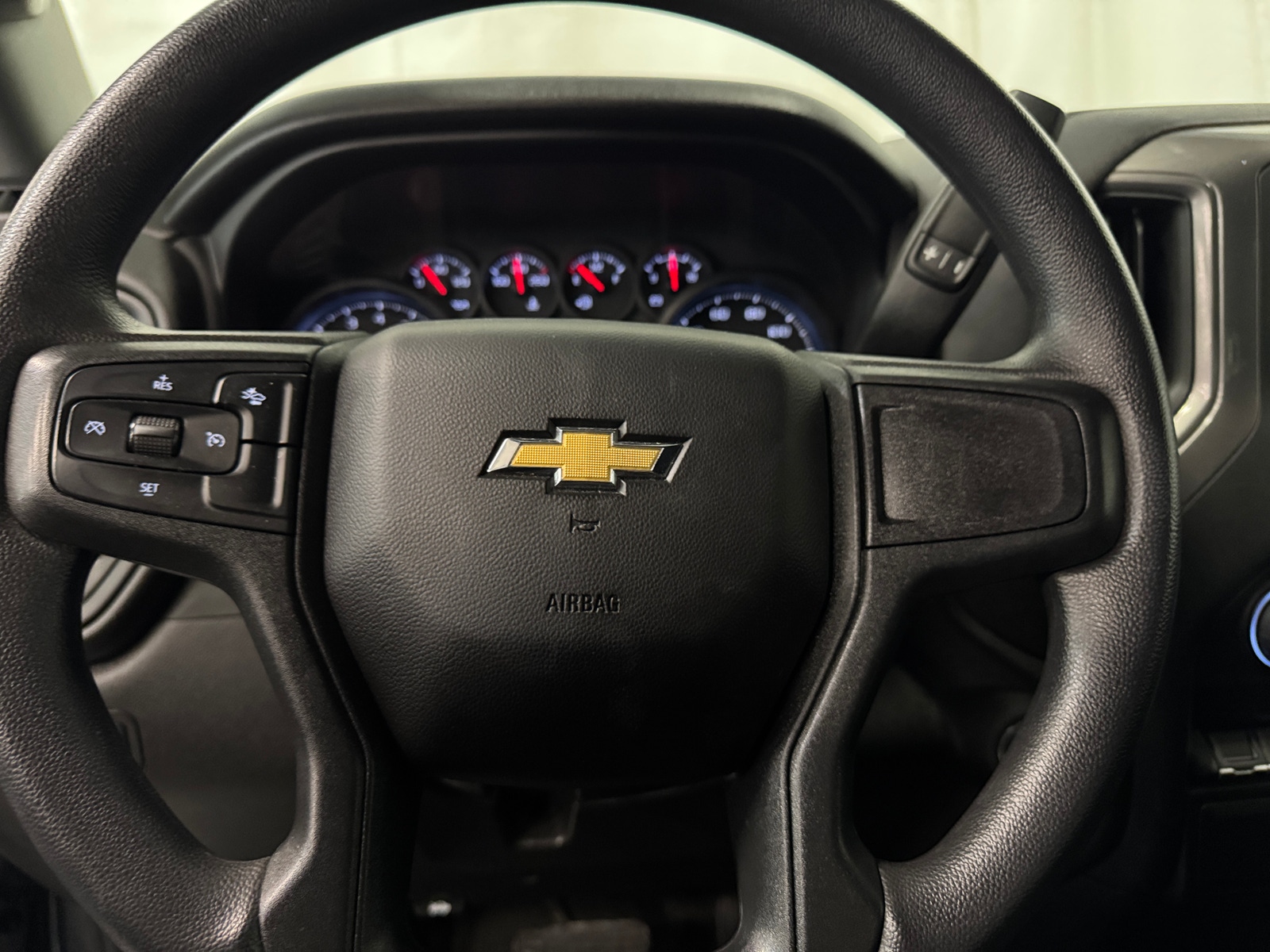 Thumbnail: 2026 Chevrolet Silverado 1500 - 5
