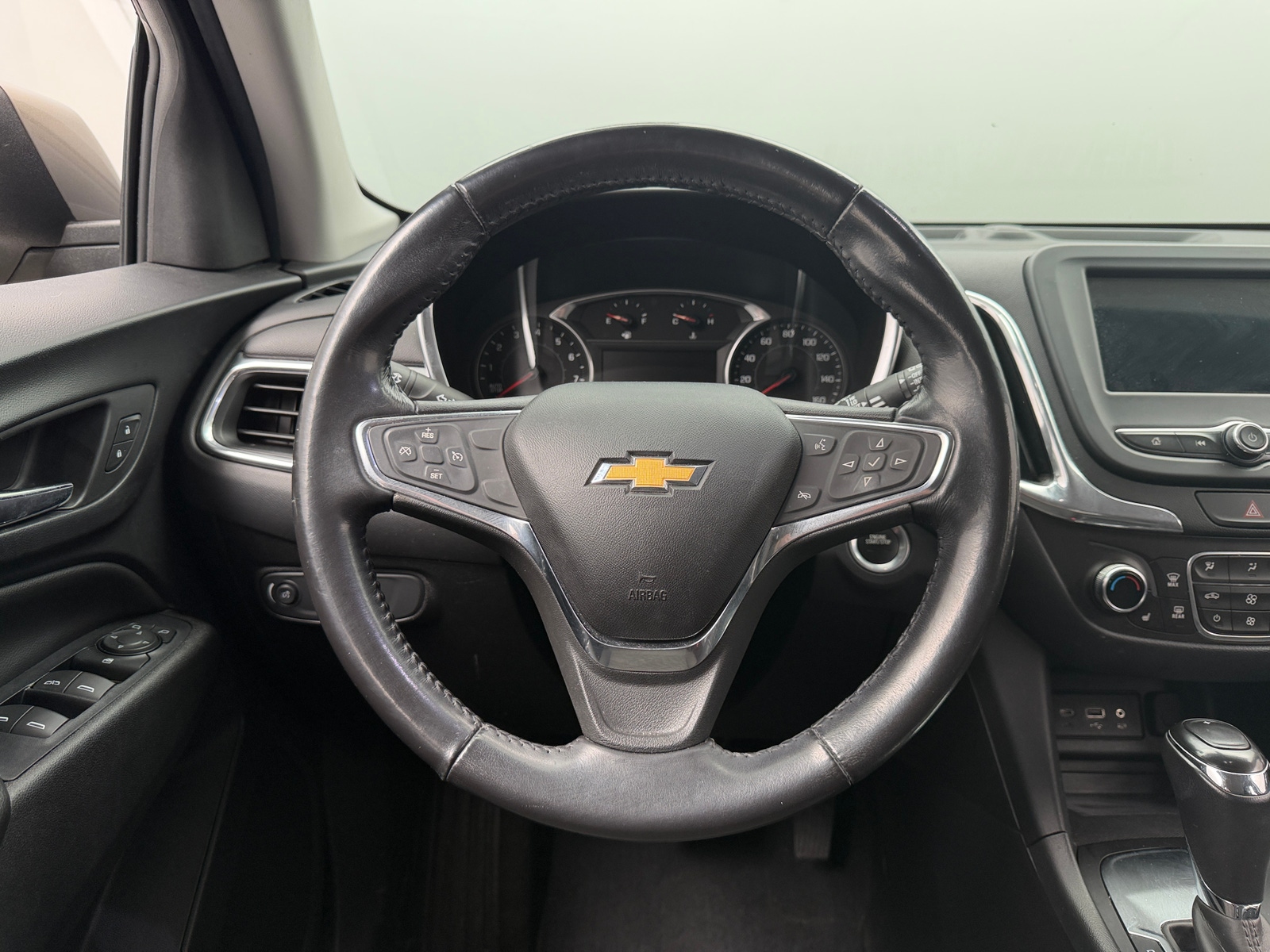 Thumbnail: 2019 Chevrolet Equinox - 5