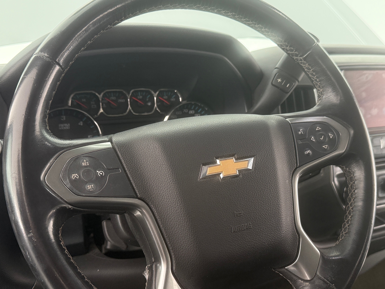 Thumbnail: 2015 Chevrolet Silverado 1500 - 5