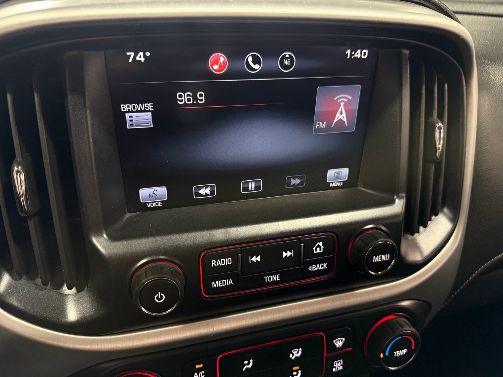 Thumbnail: 2015 GMC Canyon - 4
