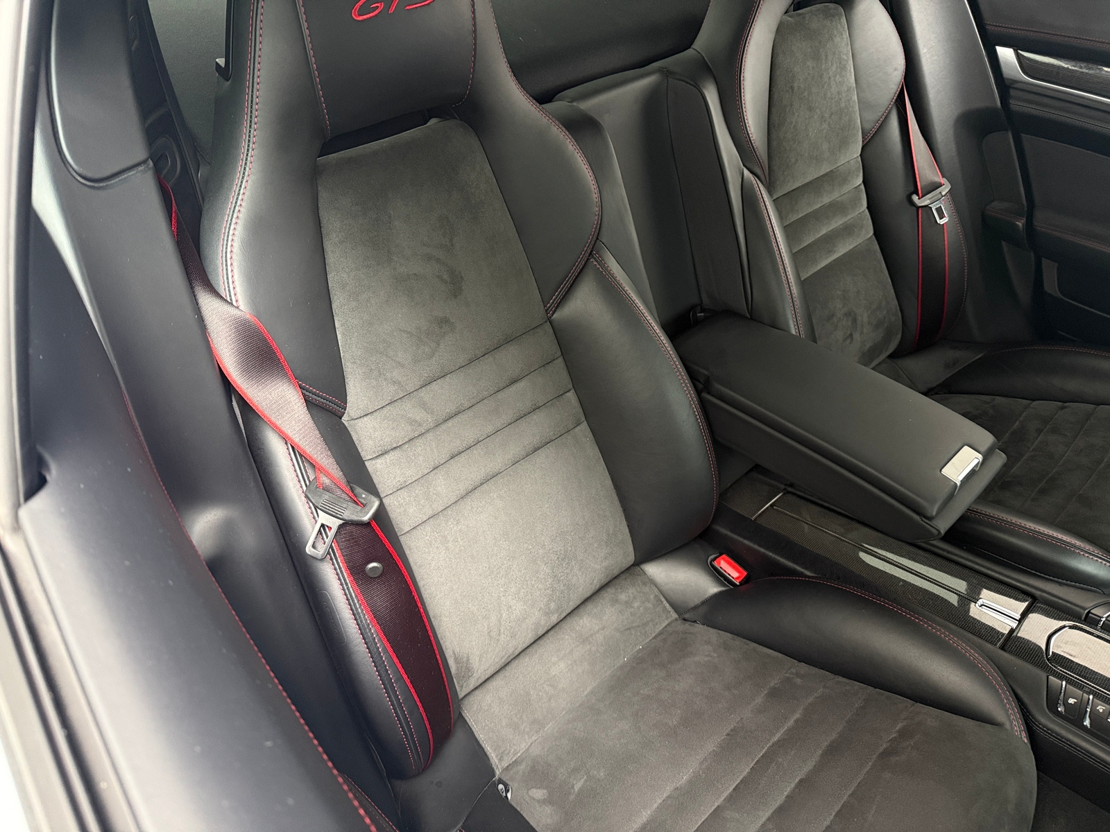 Thumbnail: 2016 Porsche Panamera - 5
