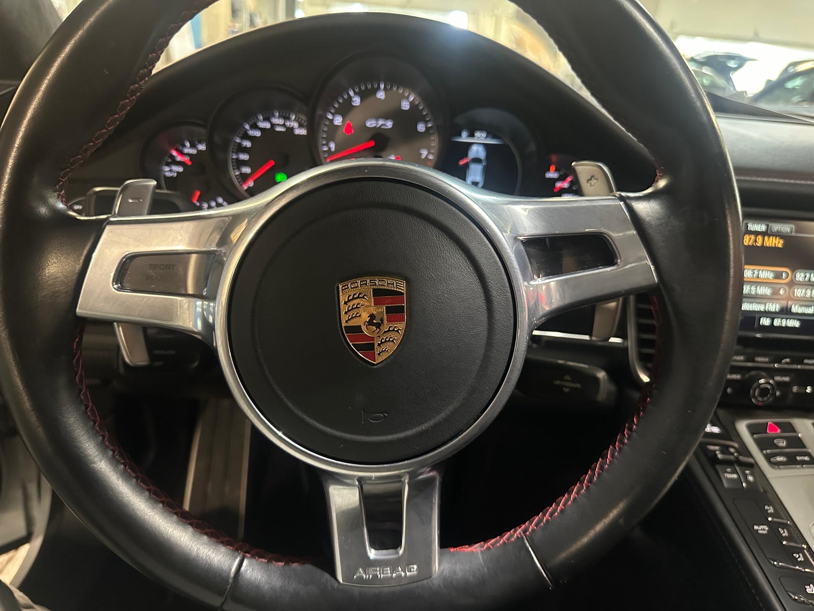 Thumbnail: 2016 Porsche Panamera - 4