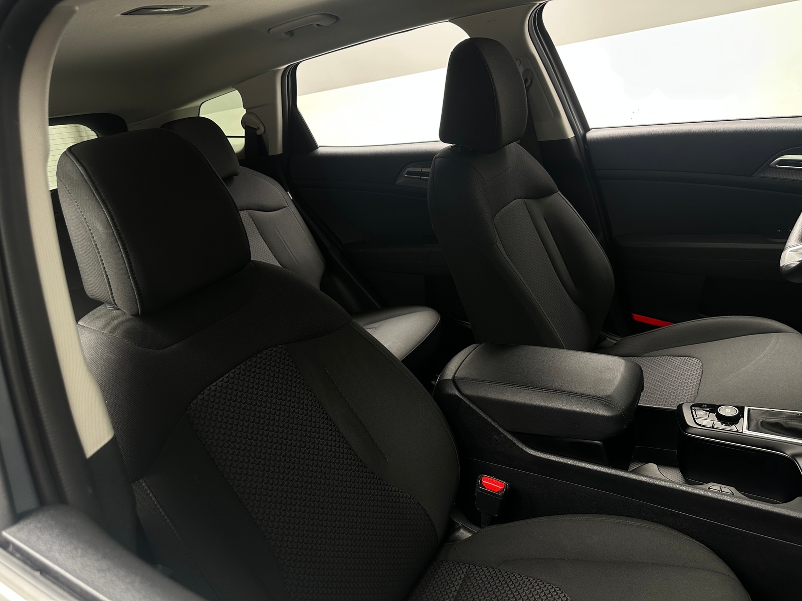 Thumbnail: 2025 Kia Sportage - 2