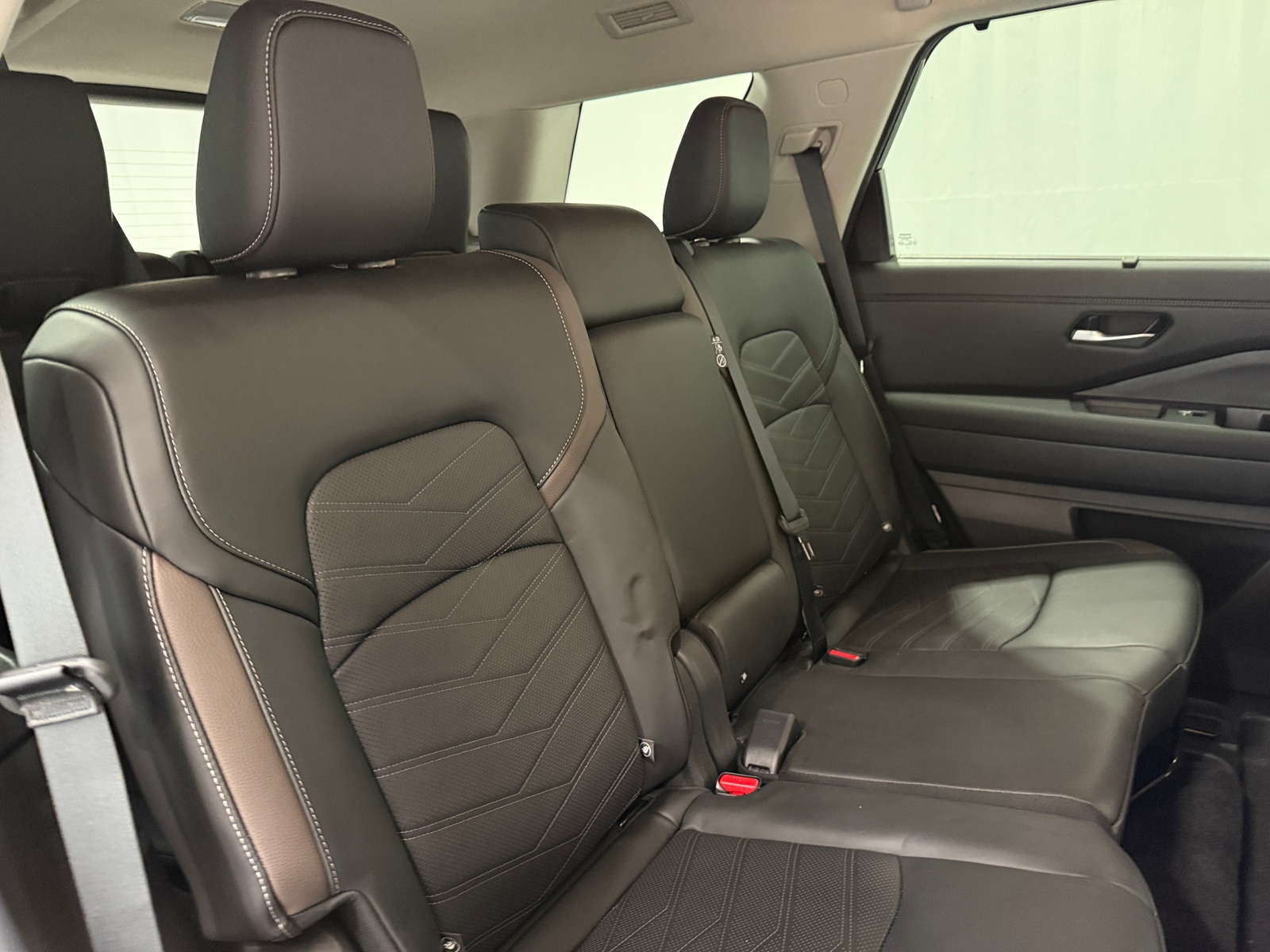 Thumbnail: 2024 Nissan Pathfinder - 5