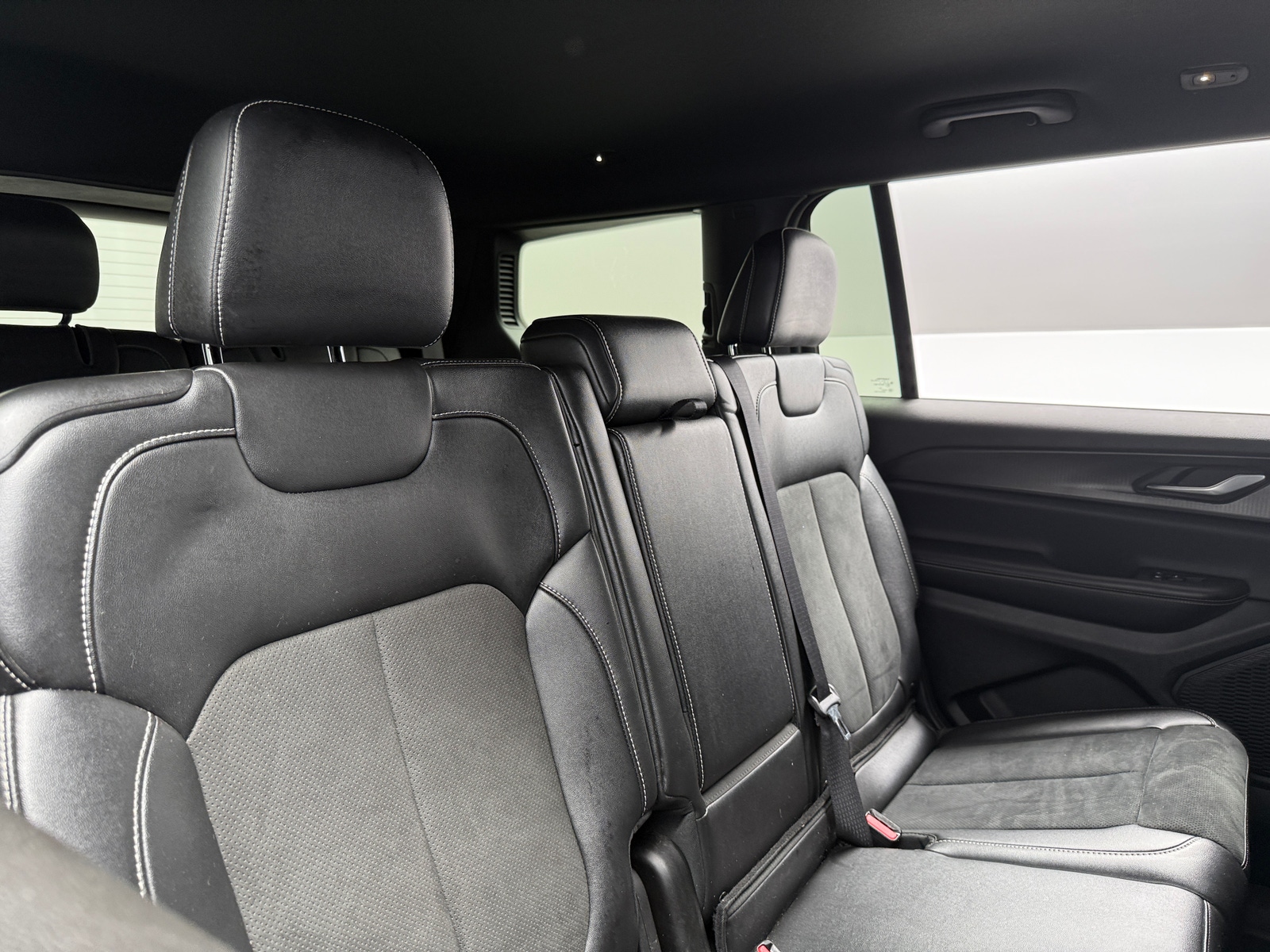 Thumbnail: 2023 Jeep Grand Cherokee L - 5