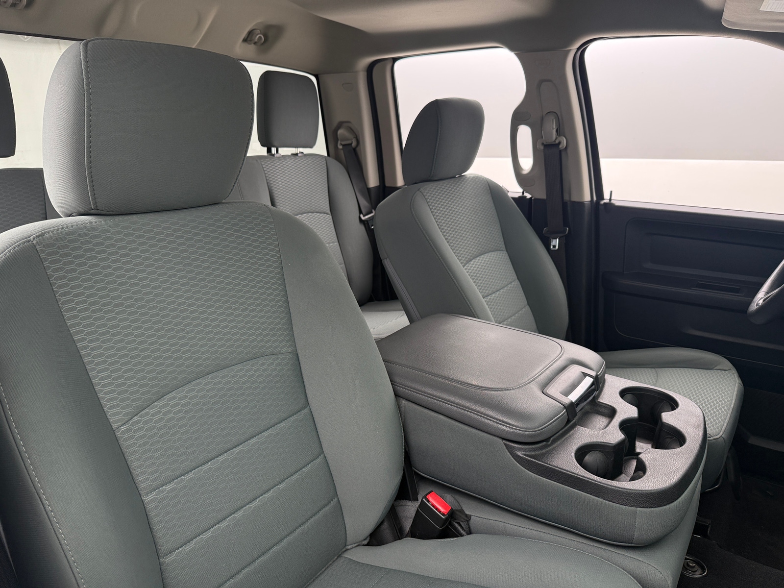 Thumbnail: 2019 RAM 1500 Classic - 2