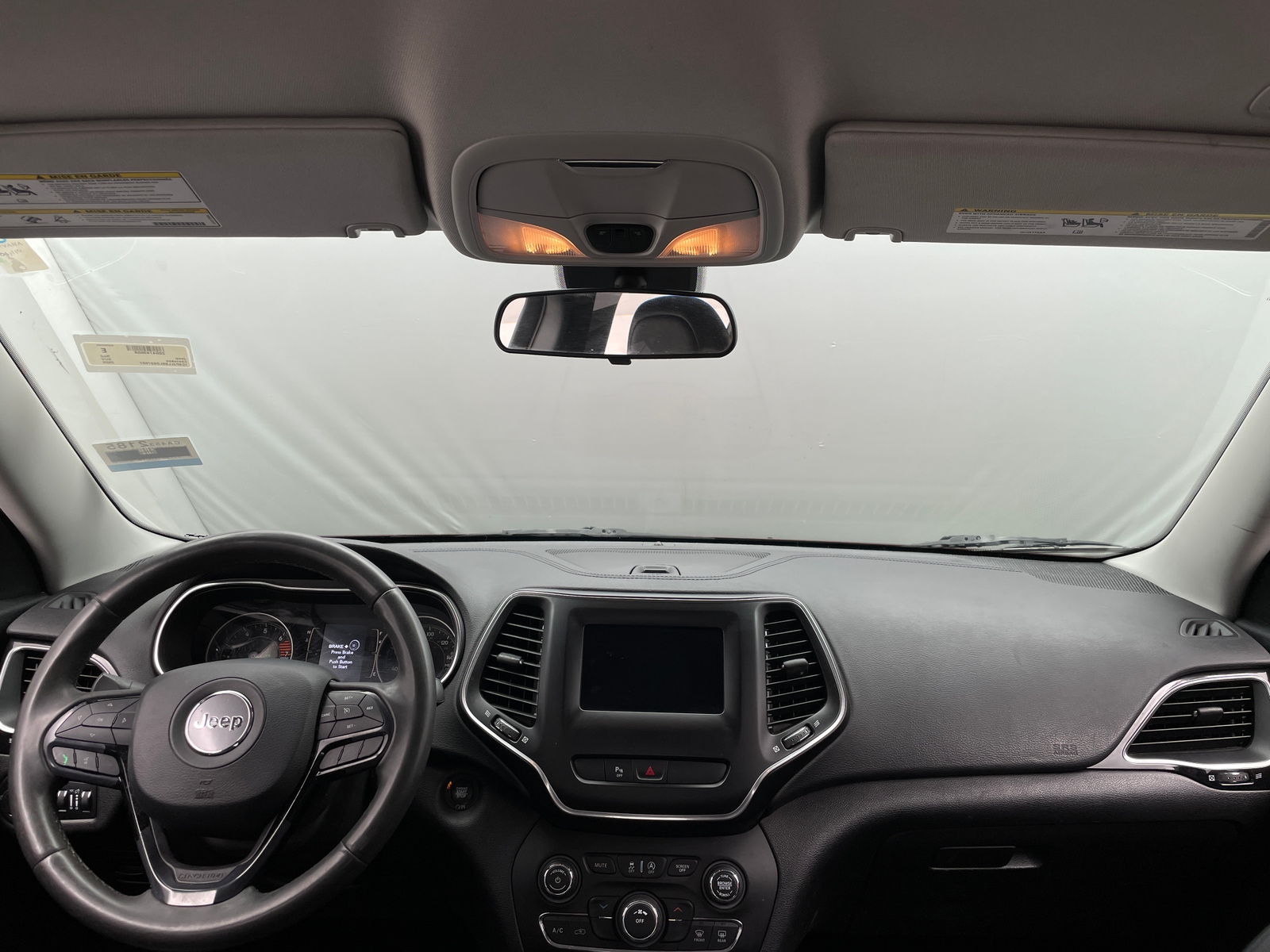 Thumbnail: 2020 Jeep Cherokee - 3
