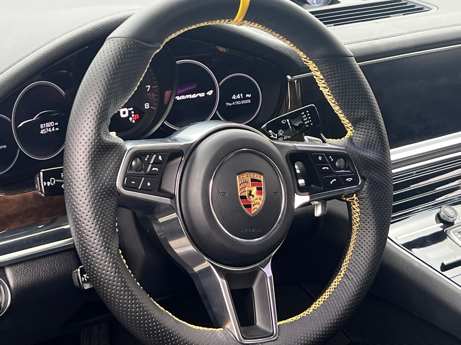 Thumbnail: 2018 Porsche Panamera - 4