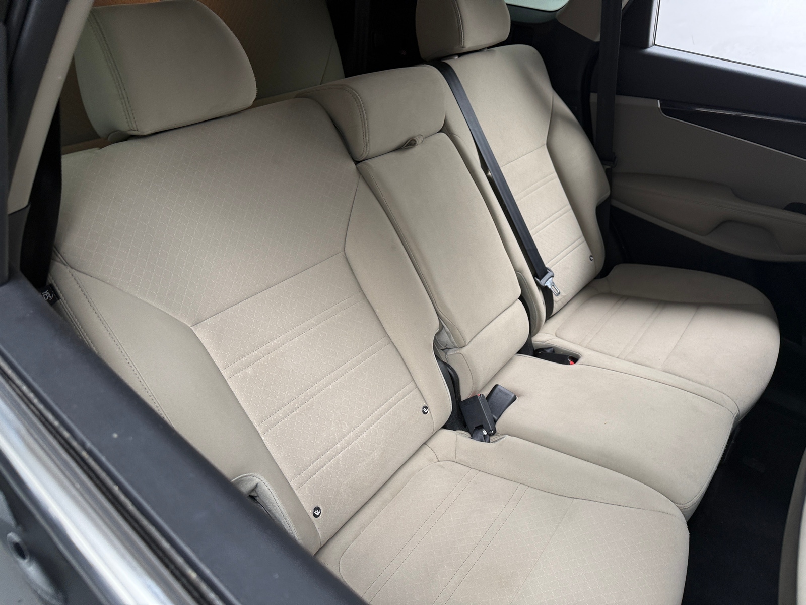 Thumbnail: 2019 Kia Sorento - 6