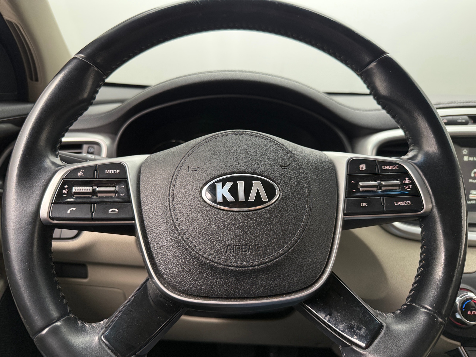 Thumbnail: 2019 Kia Sorento - 5