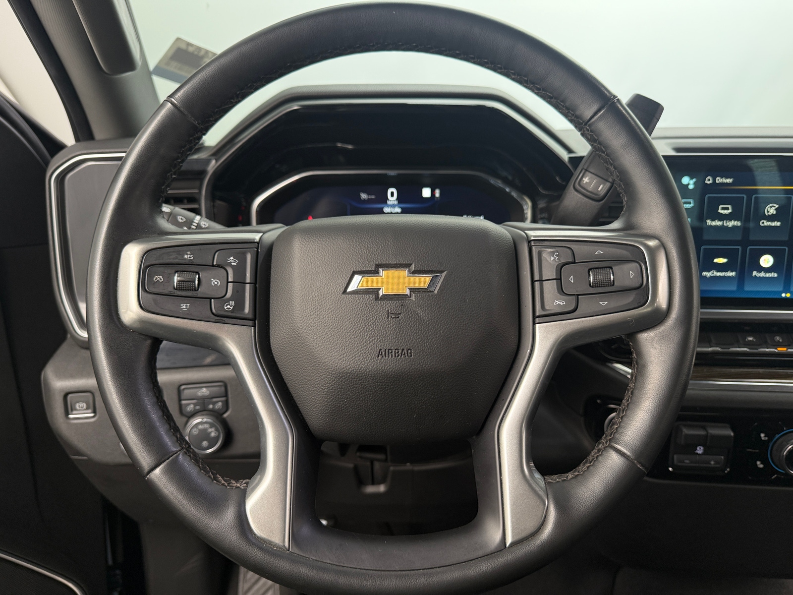 Thumbnail: 2023 Chevrolet Silverado 1500 - 5