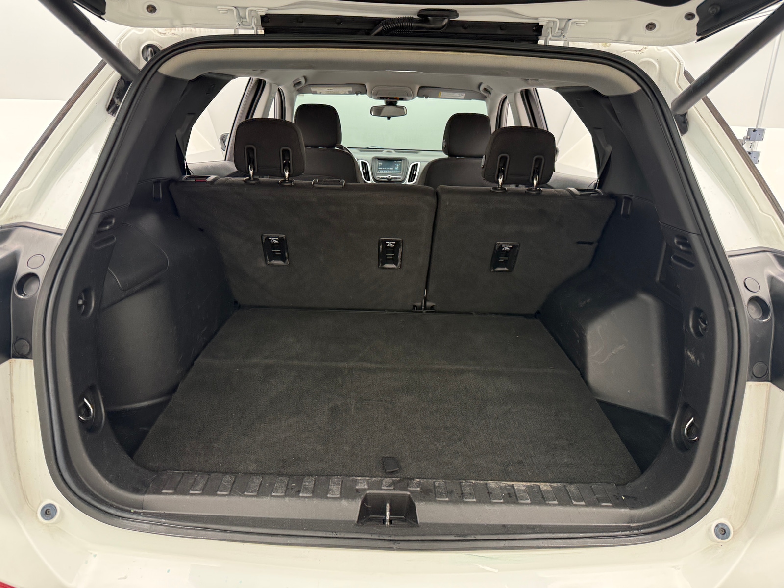 Thumbnail: 2018 Chevrolet Equinox - 7
