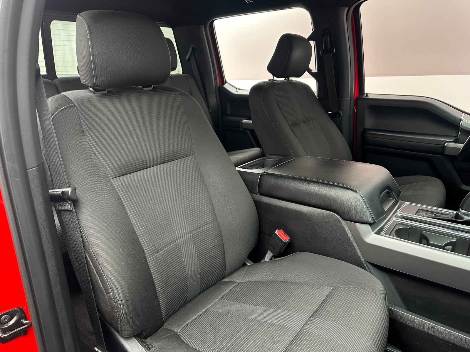Thumbnail: 2016 Ford Econoline - 2