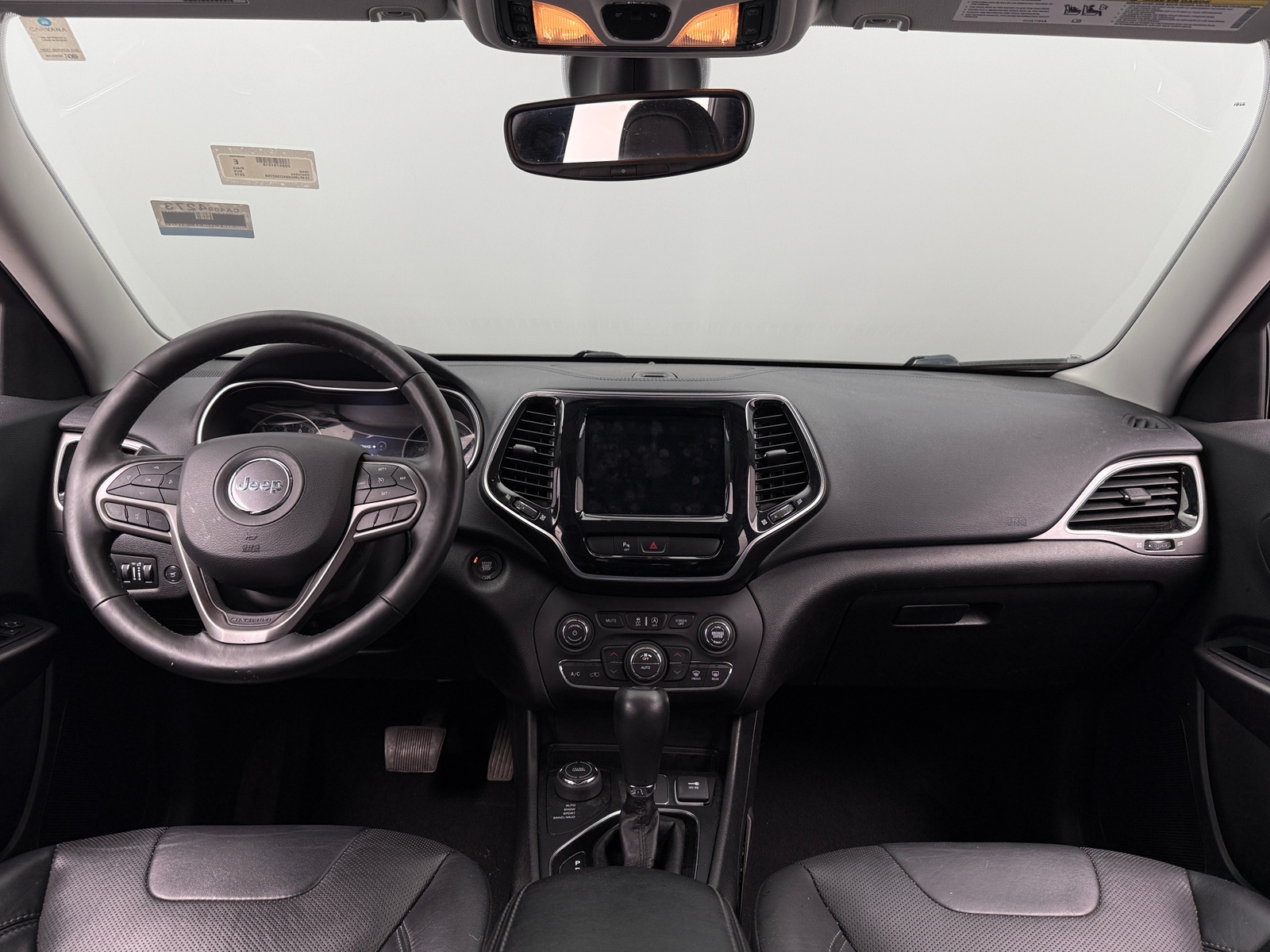 Thumbnail: 2019 Jeep Cherokee - 2