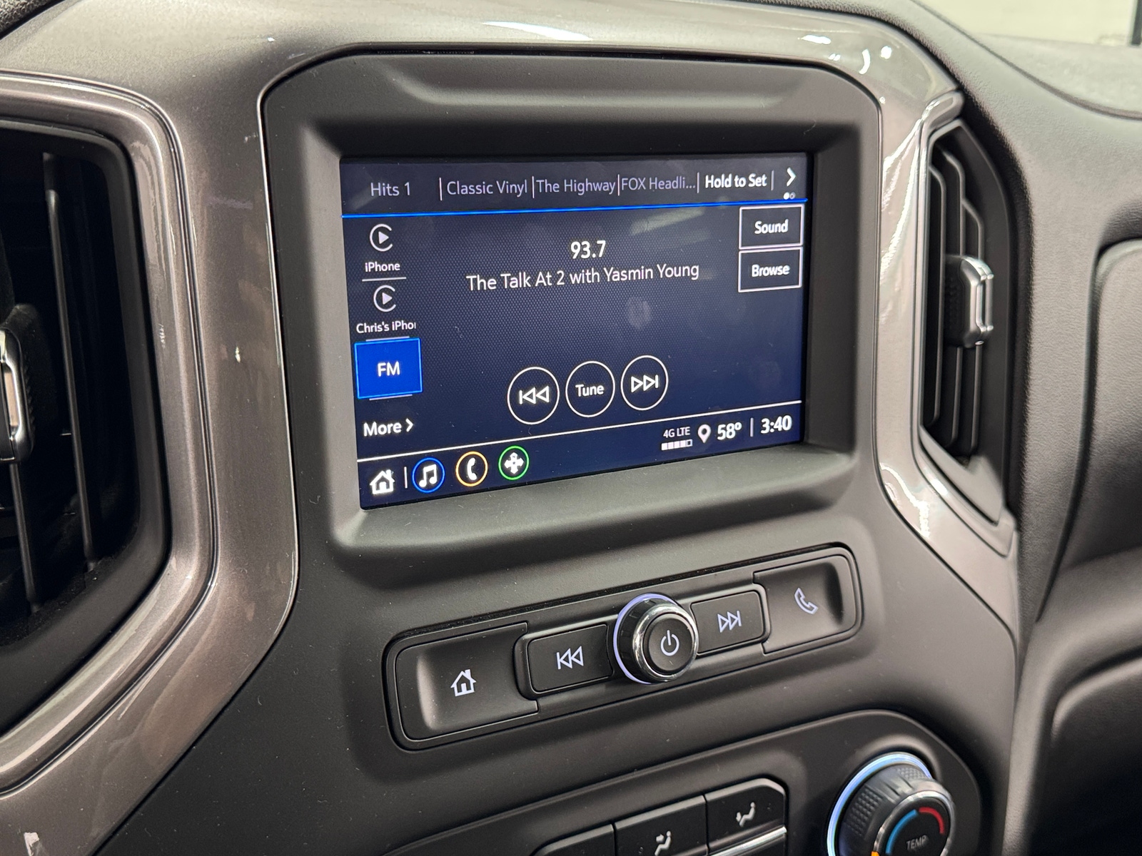 Thumbnail: 2025 Chevrolet Silverado 2500 - 4