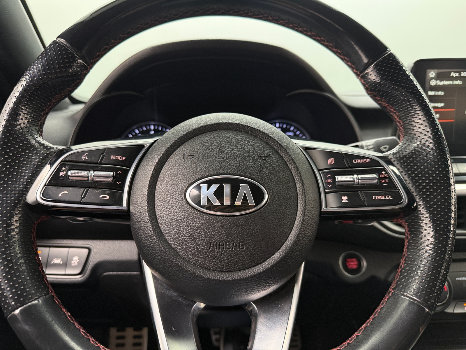 Thumbnail: 2021 Kia Forte - 4
