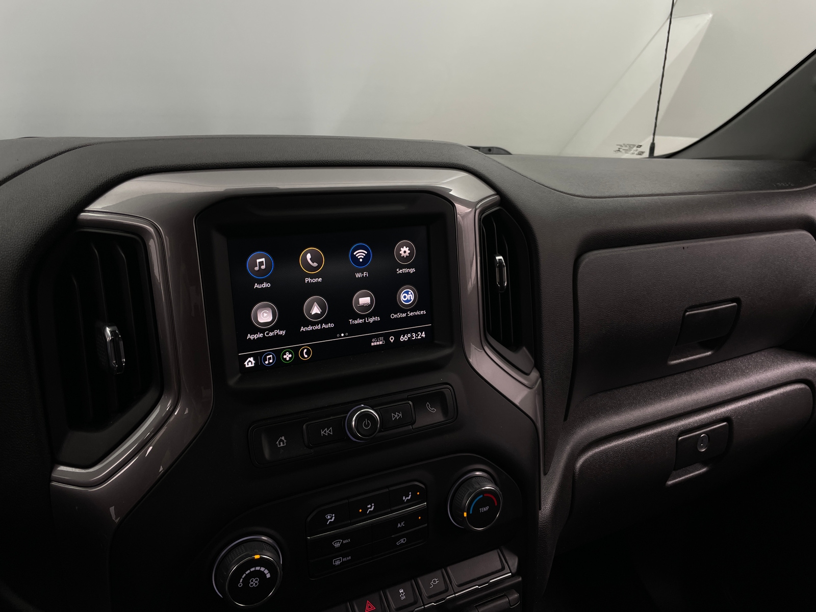 Thumbnail: 2022 Chevrolet Silverado 1500 - 4