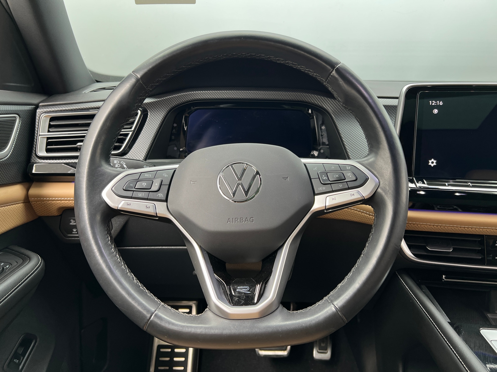 Thumbnail: 2024 Volkswagen Atlas - 4