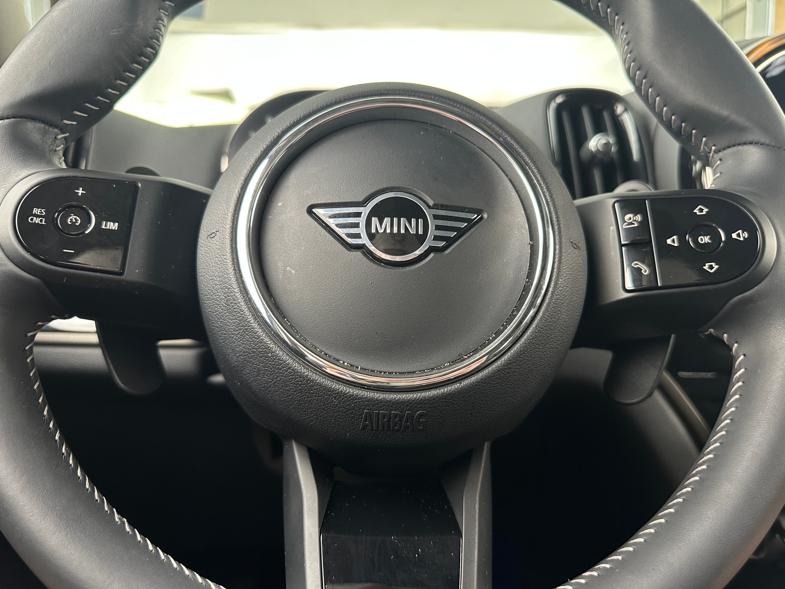 Thumbnail: 2024 MINI Cooper Countryman - 4