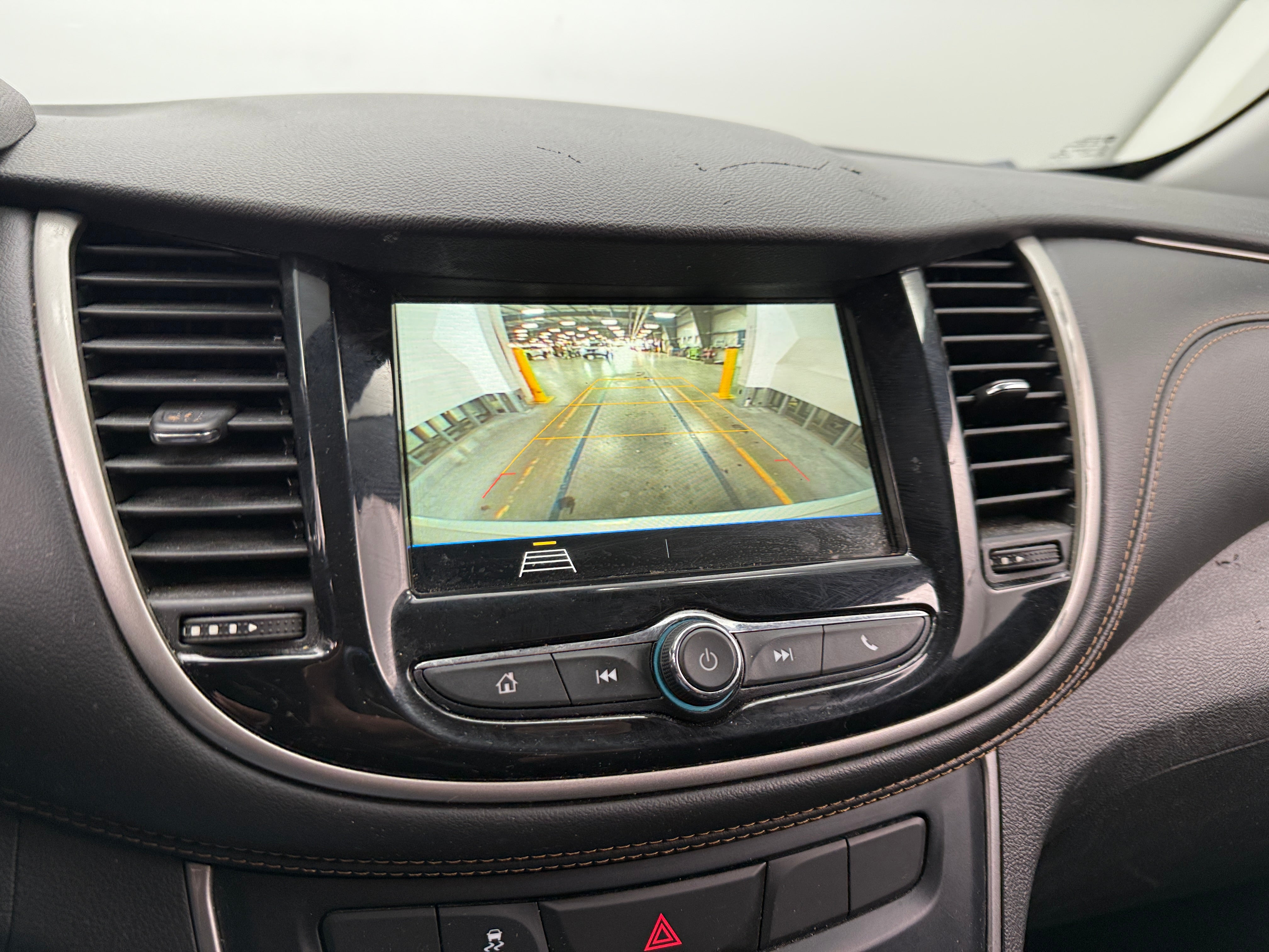 2019 Chevrolet Trax LS - Photo 12