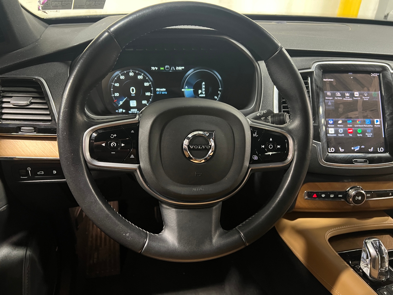 Thumbnail: 2018 Volvo XC90 - 4