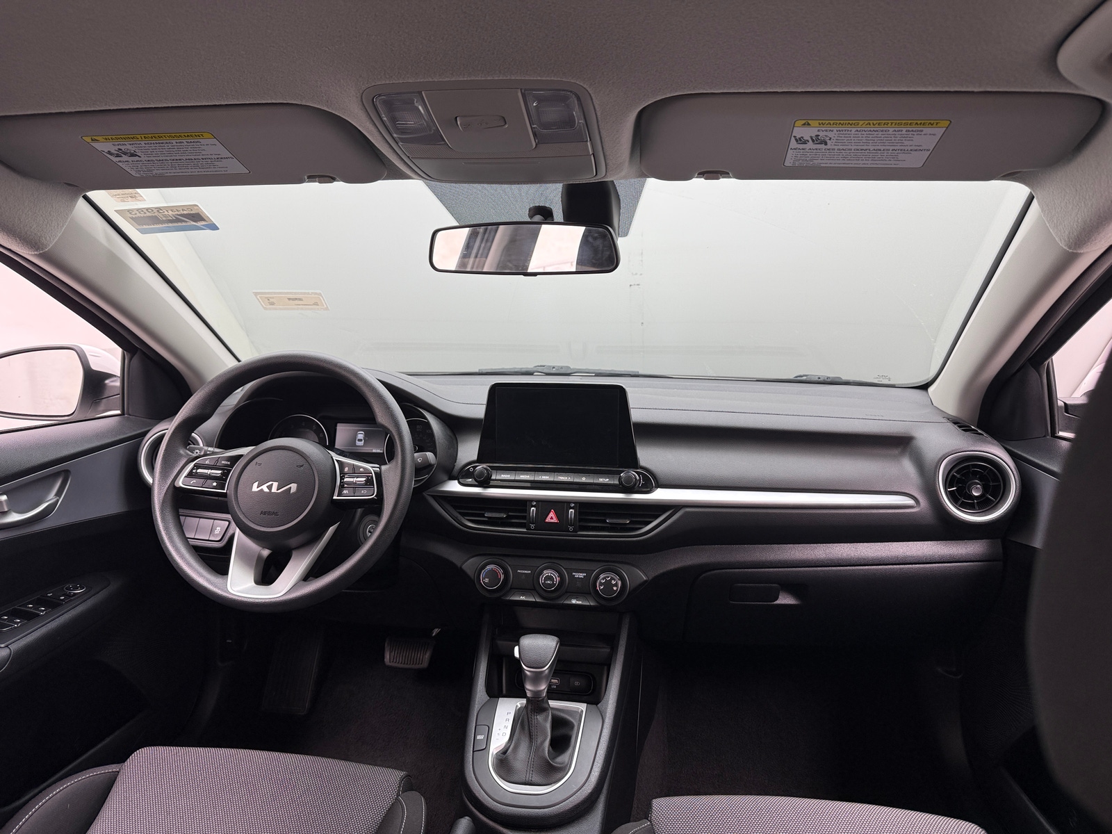 Thumbnail: 2024 Kia Forte - 3