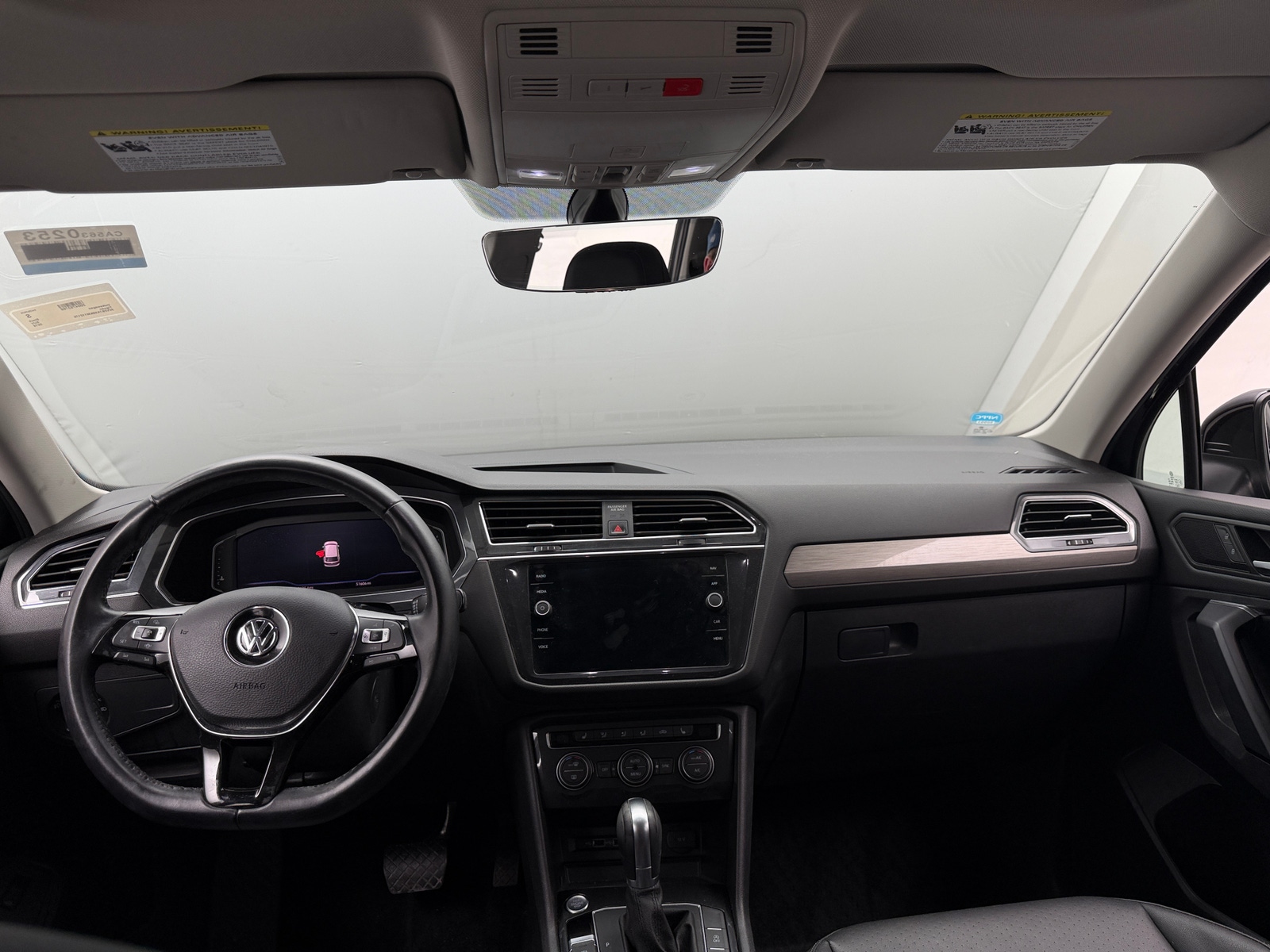 Thumbnail: 2019 Volkswagen Tiguan - 2