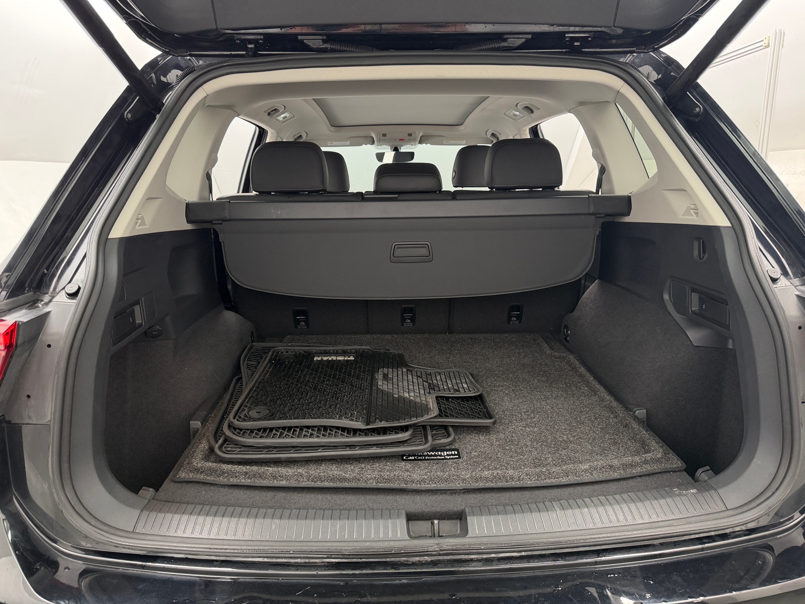 Thumbnail: 2019 Volkswagen Tiguan - 6