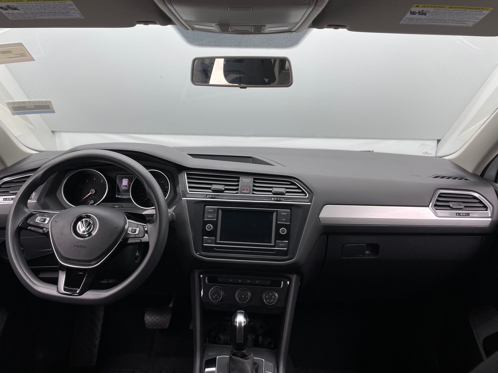 Thumbnail: 2019 Volkswagen Tiguan - 3