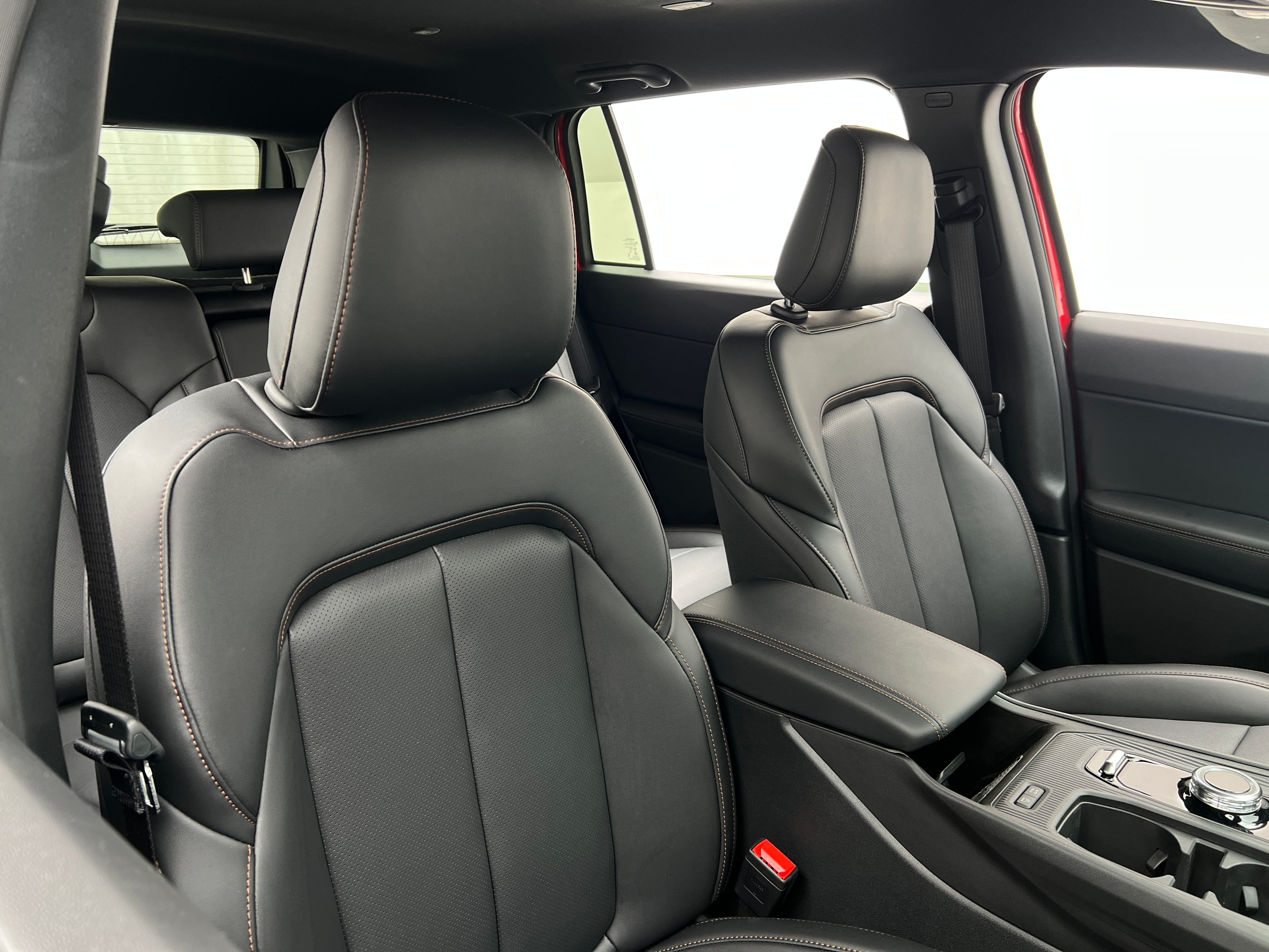 2026 Jeep Cherokee Limited HEV 4X4's photo