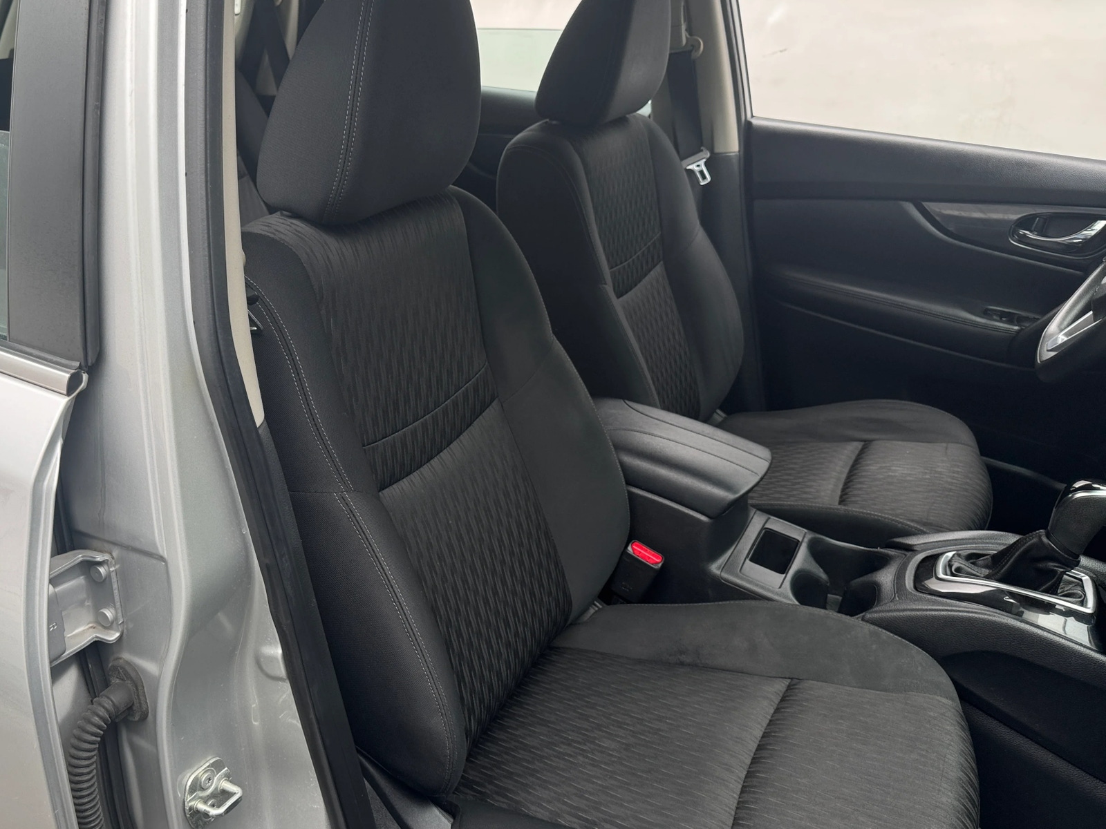 Thumbnail: 2018 Nissan Rogue - 2