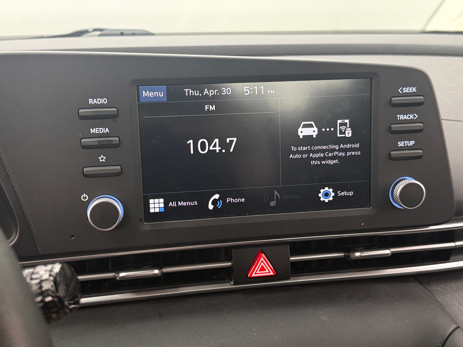 Thumbnail: 2021 Hyundai Elantra - 4